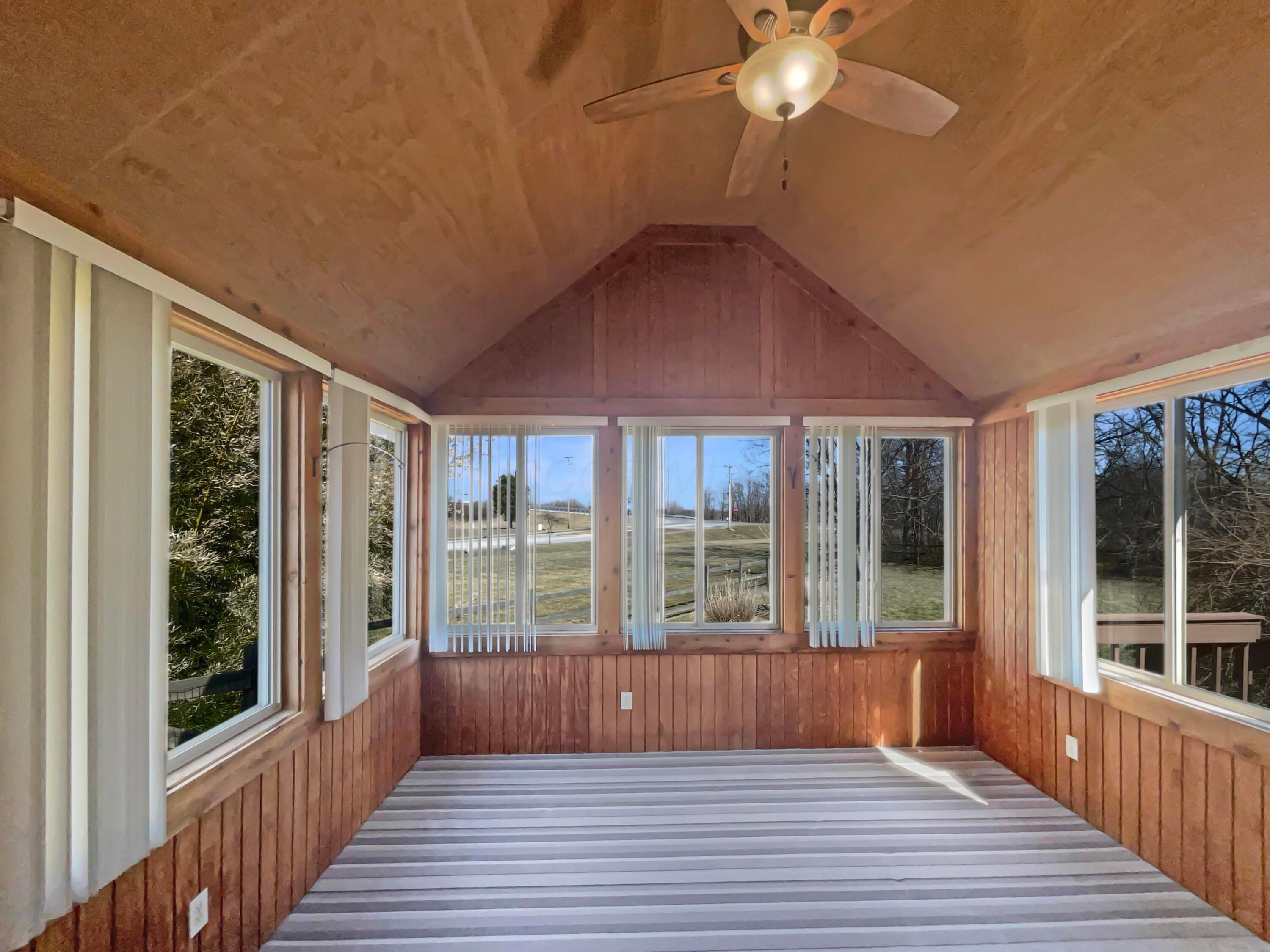 4860 Apple Grove Court Property Photo 10
