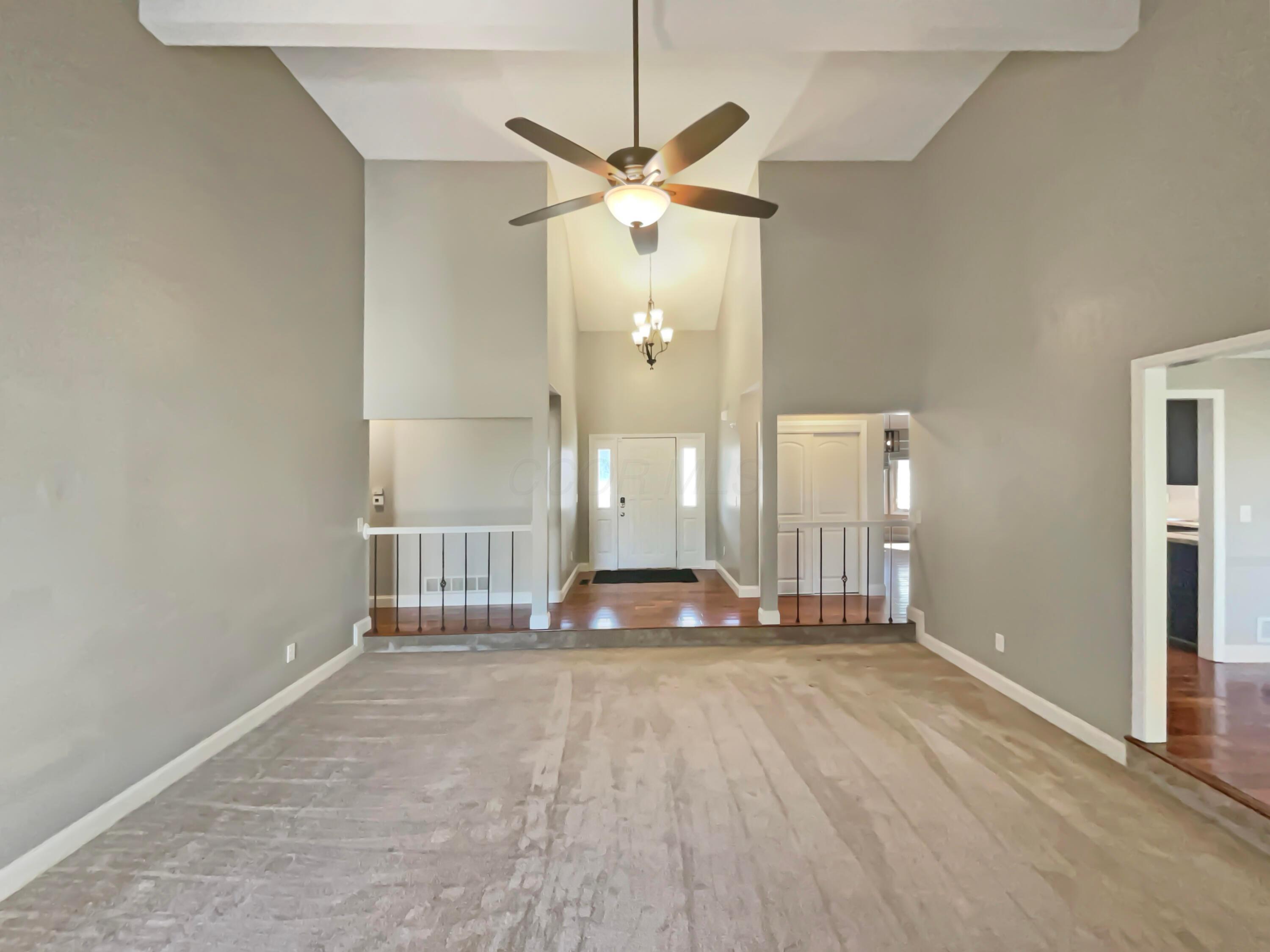 4860 Apple Grove Court Property Photo 11