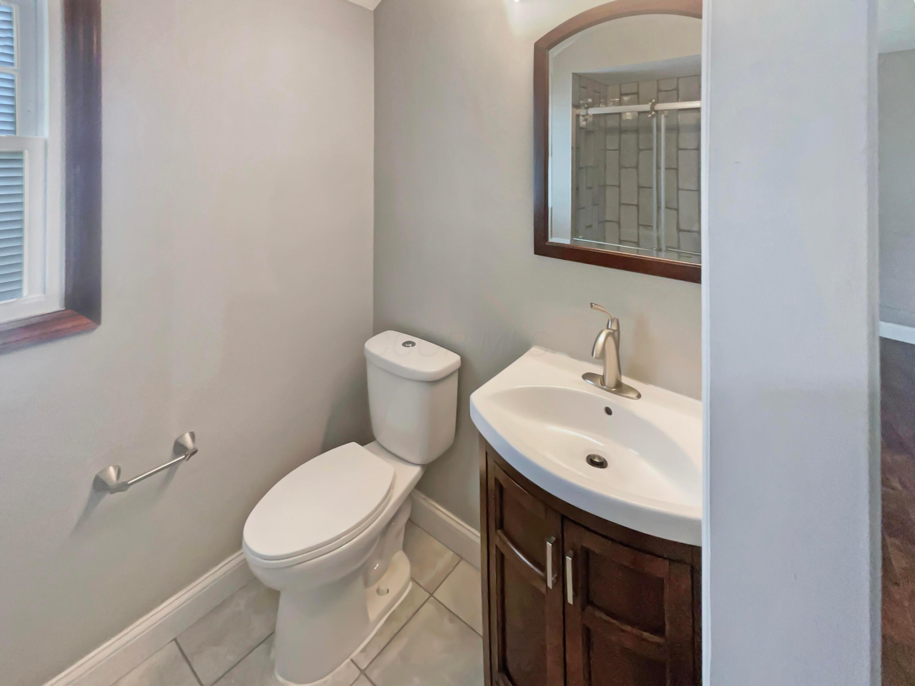 4860 Apple Grove Court Property Photo 19