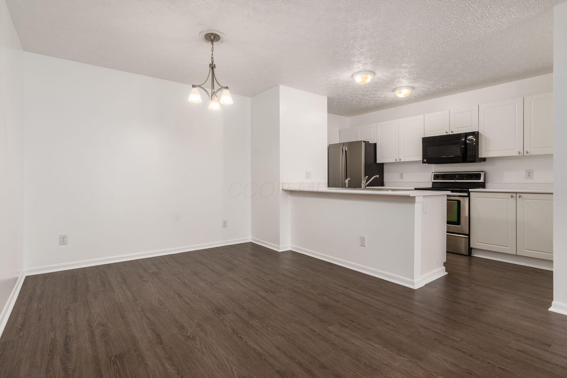 4649 Parrau Drive, 68e Property Photo 6