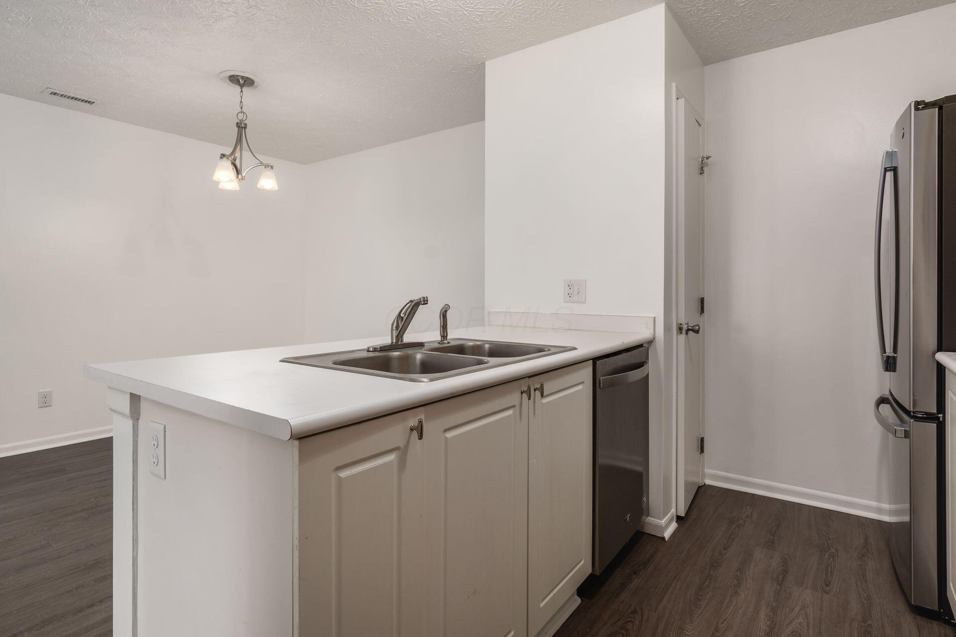 4649 Parrau Drive, 68e Property Photo 10