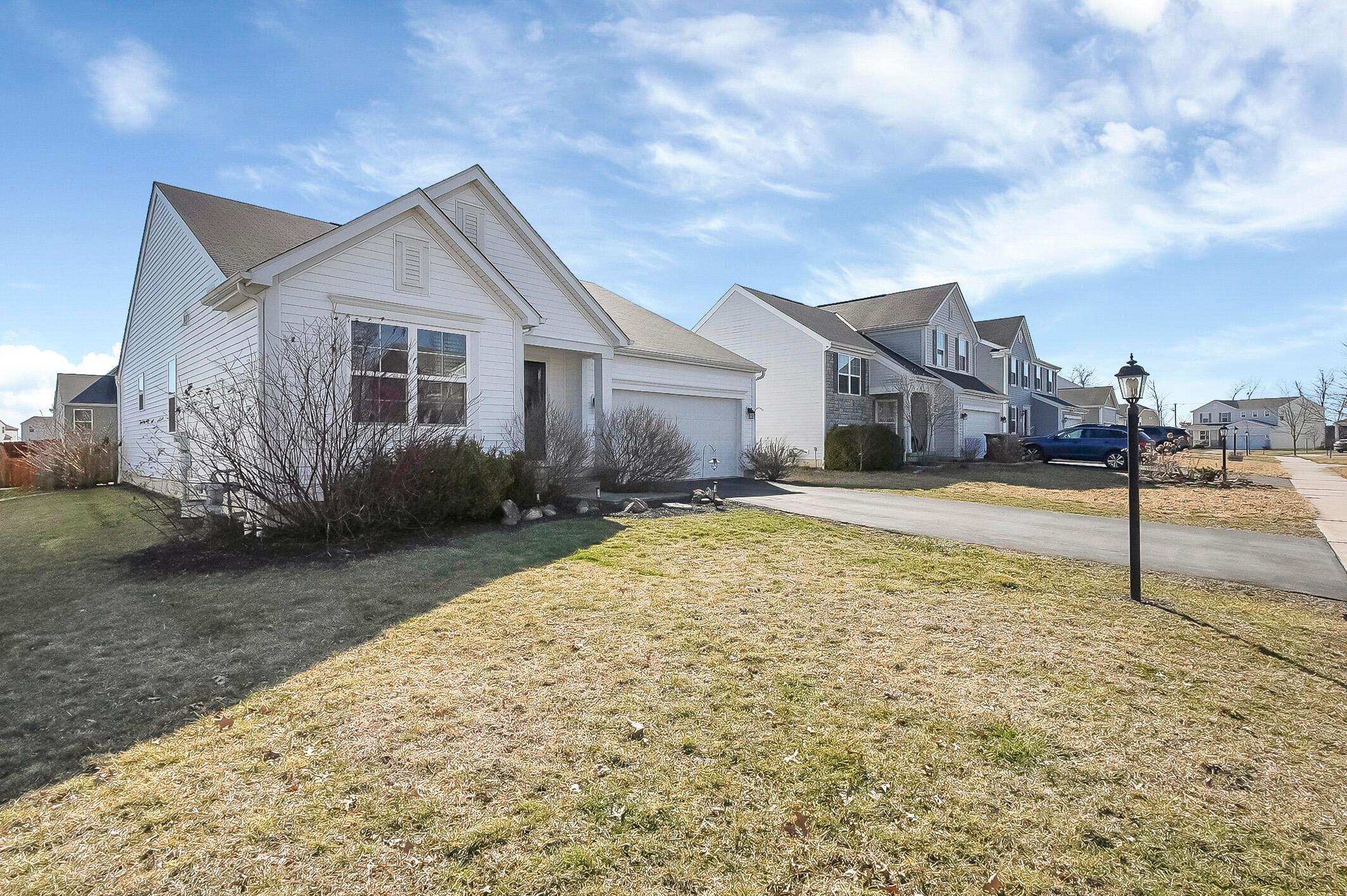 263 Glen Crossing Drive Property Photo 32