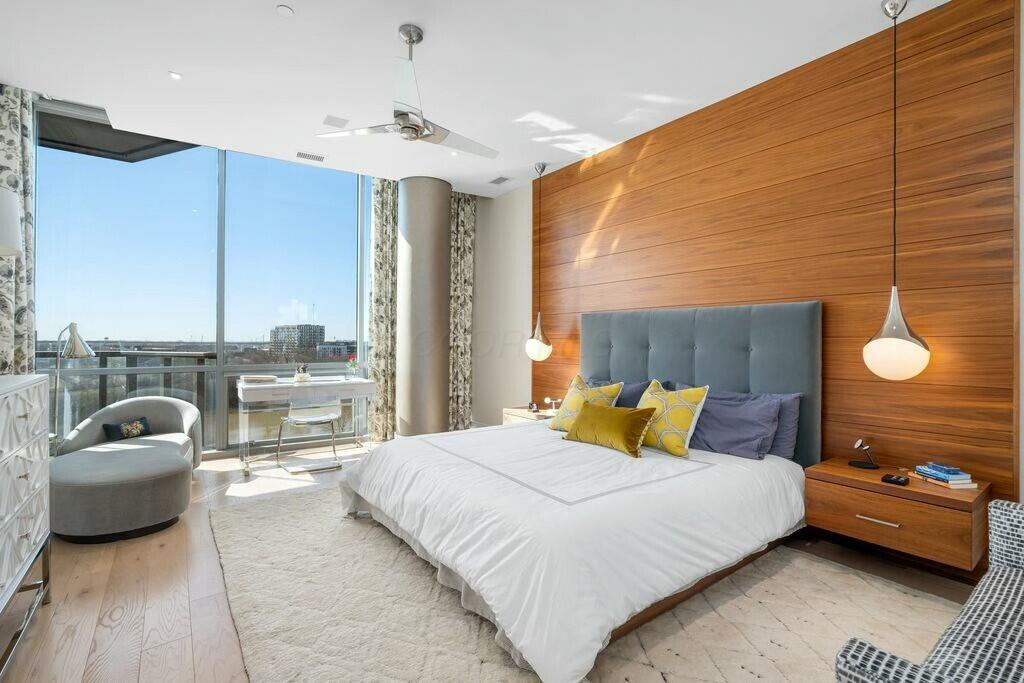 300 W Spring Street, 703 Property Photo 14