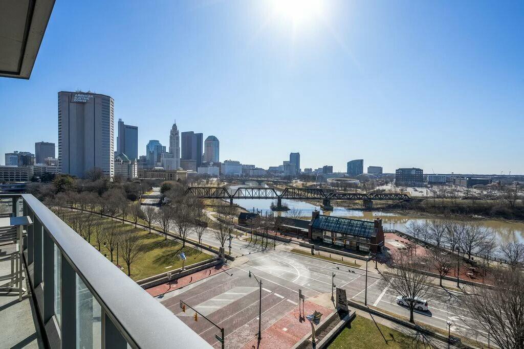 300 W Spring Street, 703 Property Photo 27
