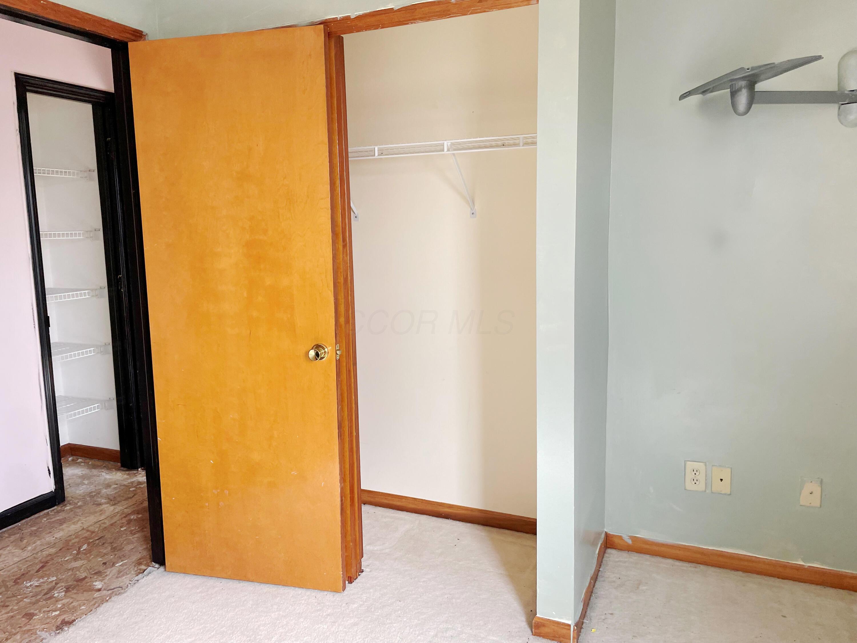 1052 E Margate Circle Property Photo 18