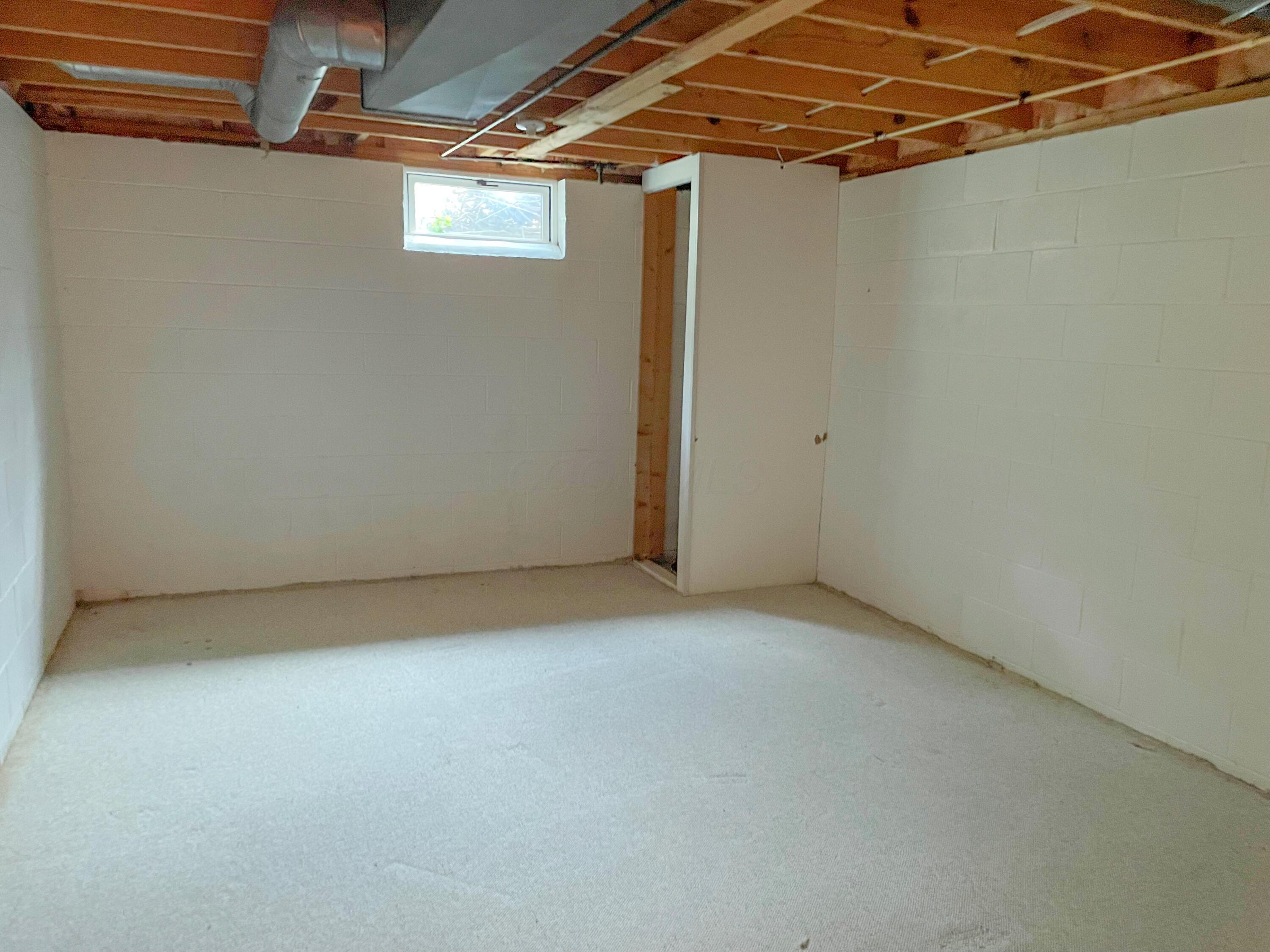 1052 E Margate Circle Property Photo 24