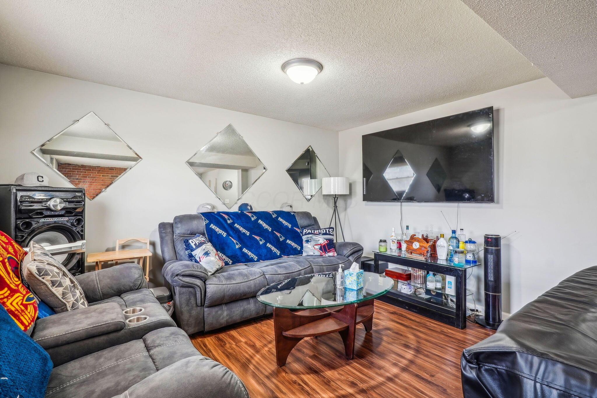 5115 Botsford Drive Property Photo 33