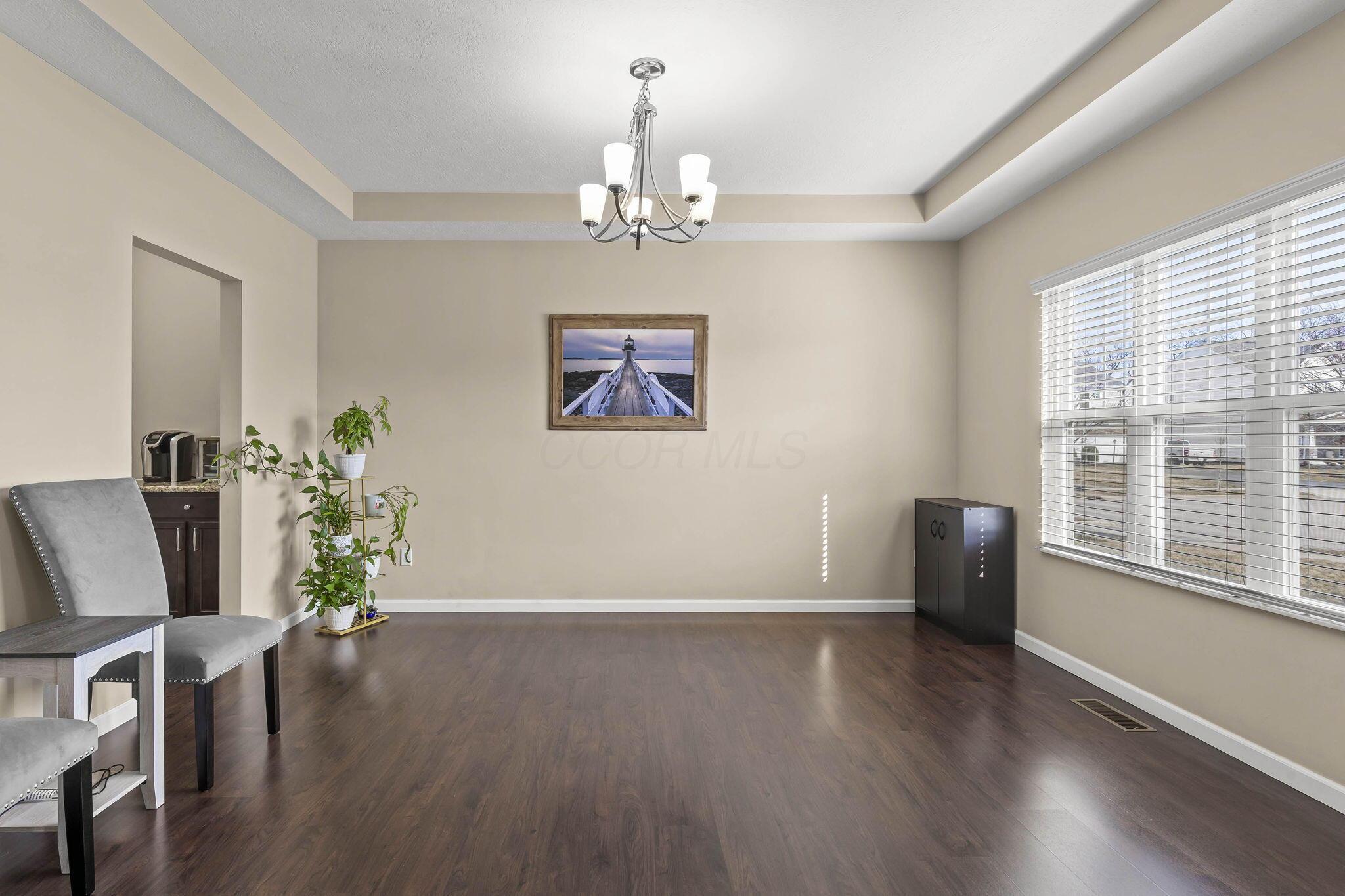 658 Maple Vista Drive Property Photo 6