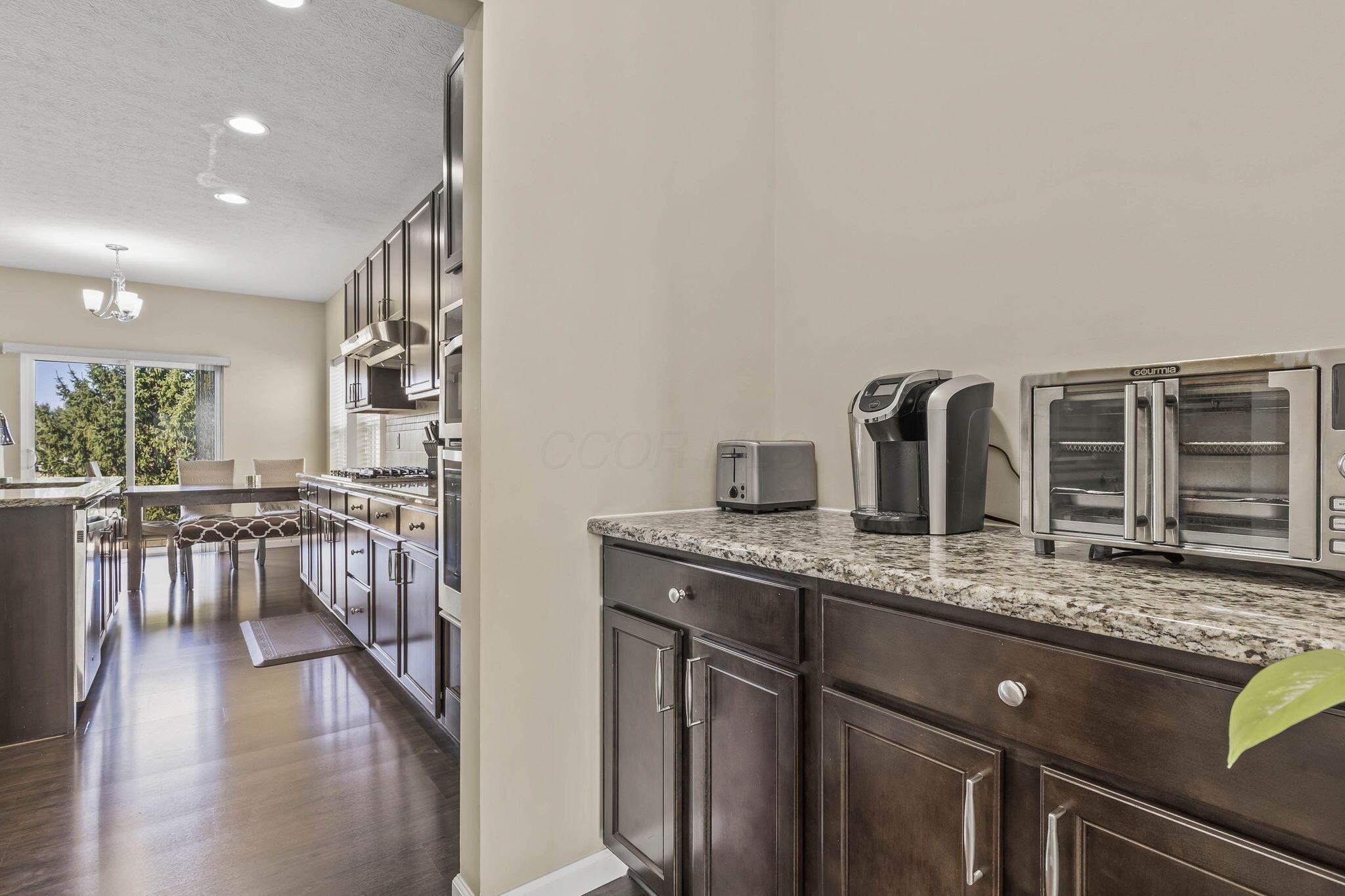 658 Maple Vista Drive Property Photo 8