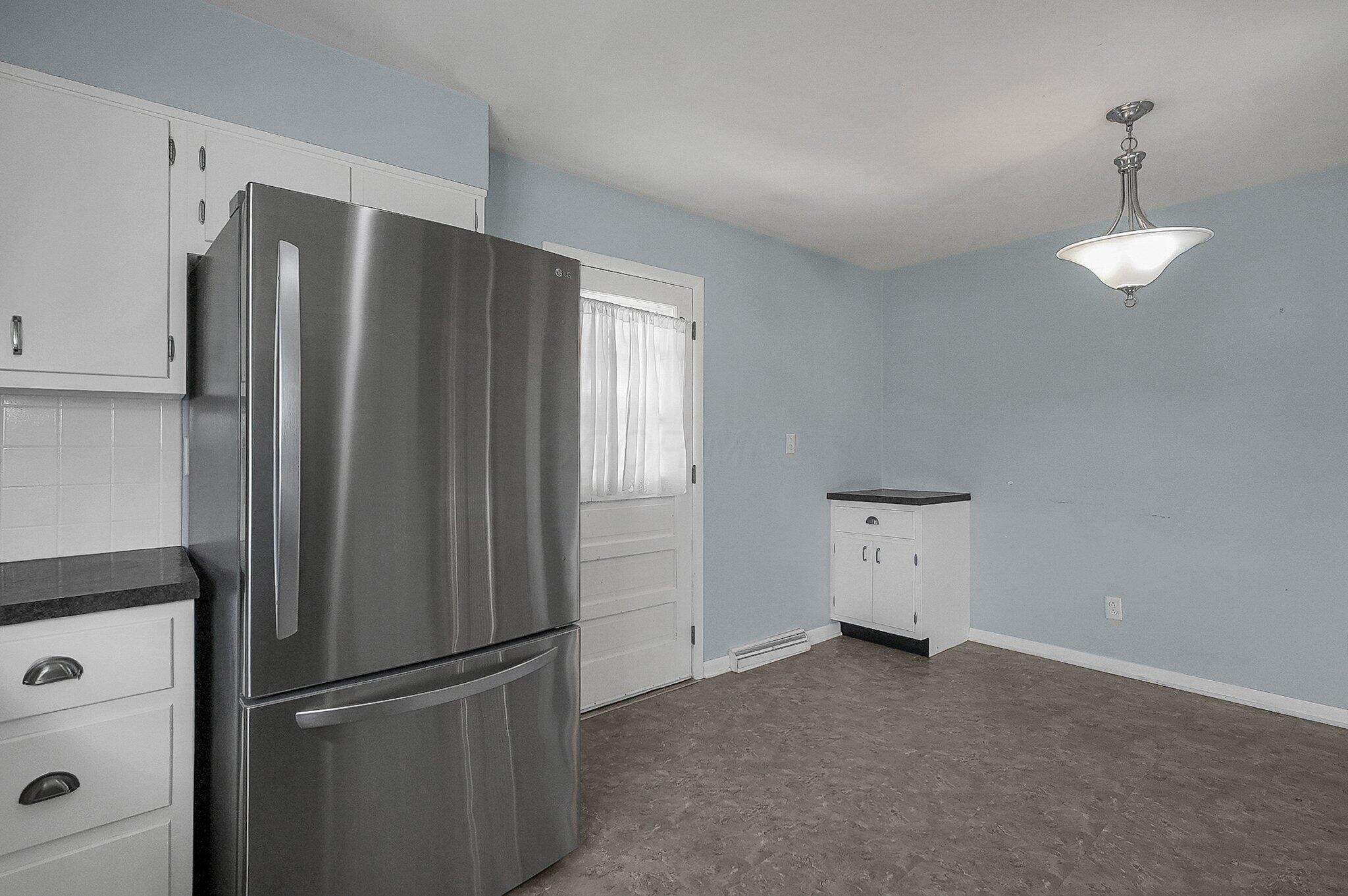 807 N Eastwood Avenue Property Photo 8