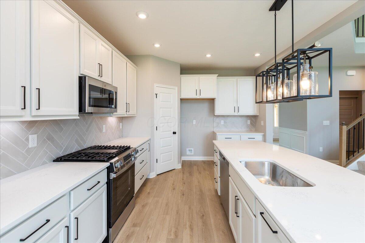 8280 Daylily Drive Property Photo 7