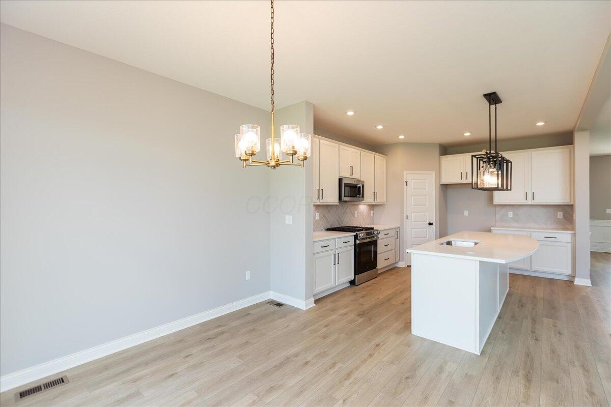 8280 Daylily Drive Property Photo 9