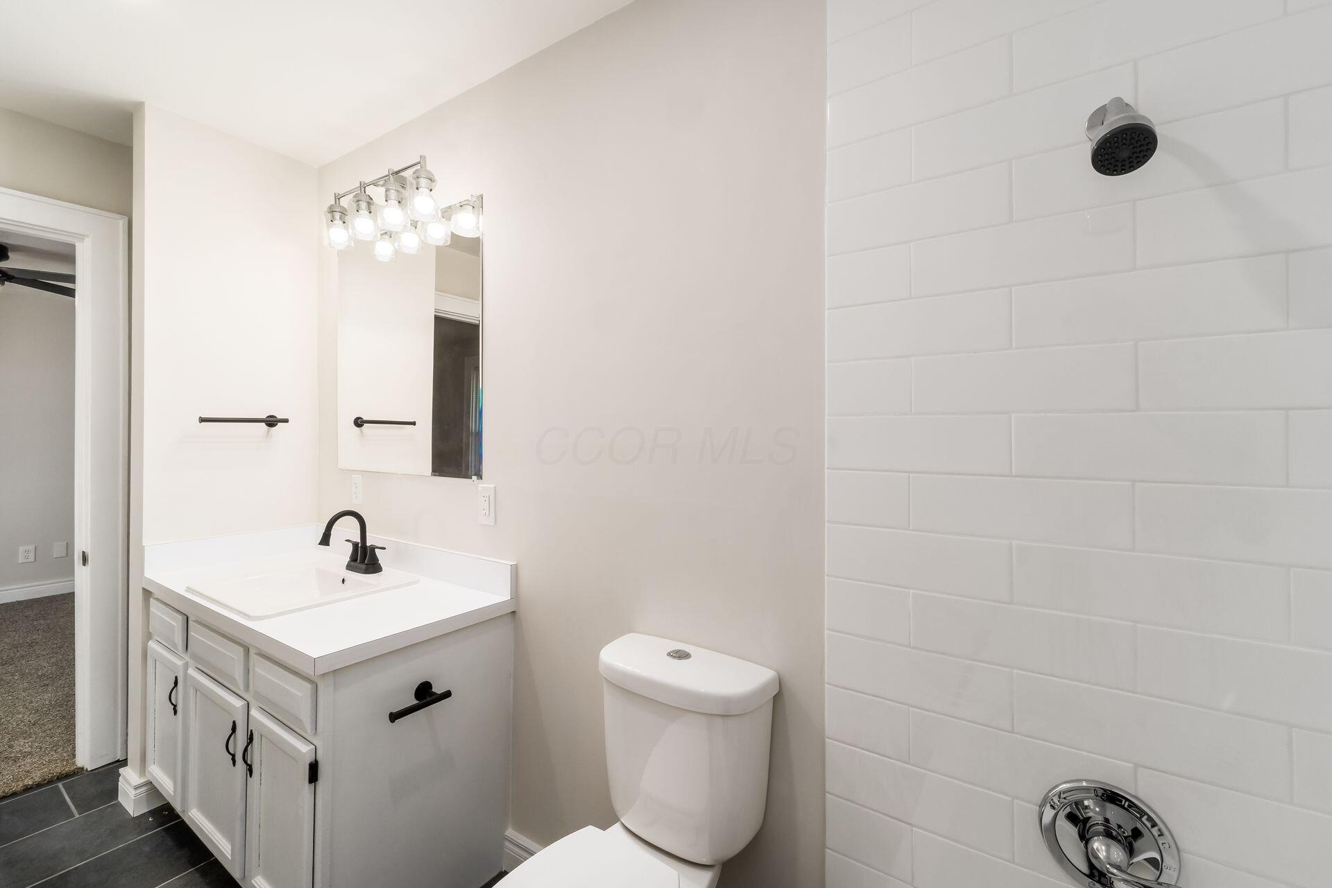 1016 Center Street Property Photo 28
