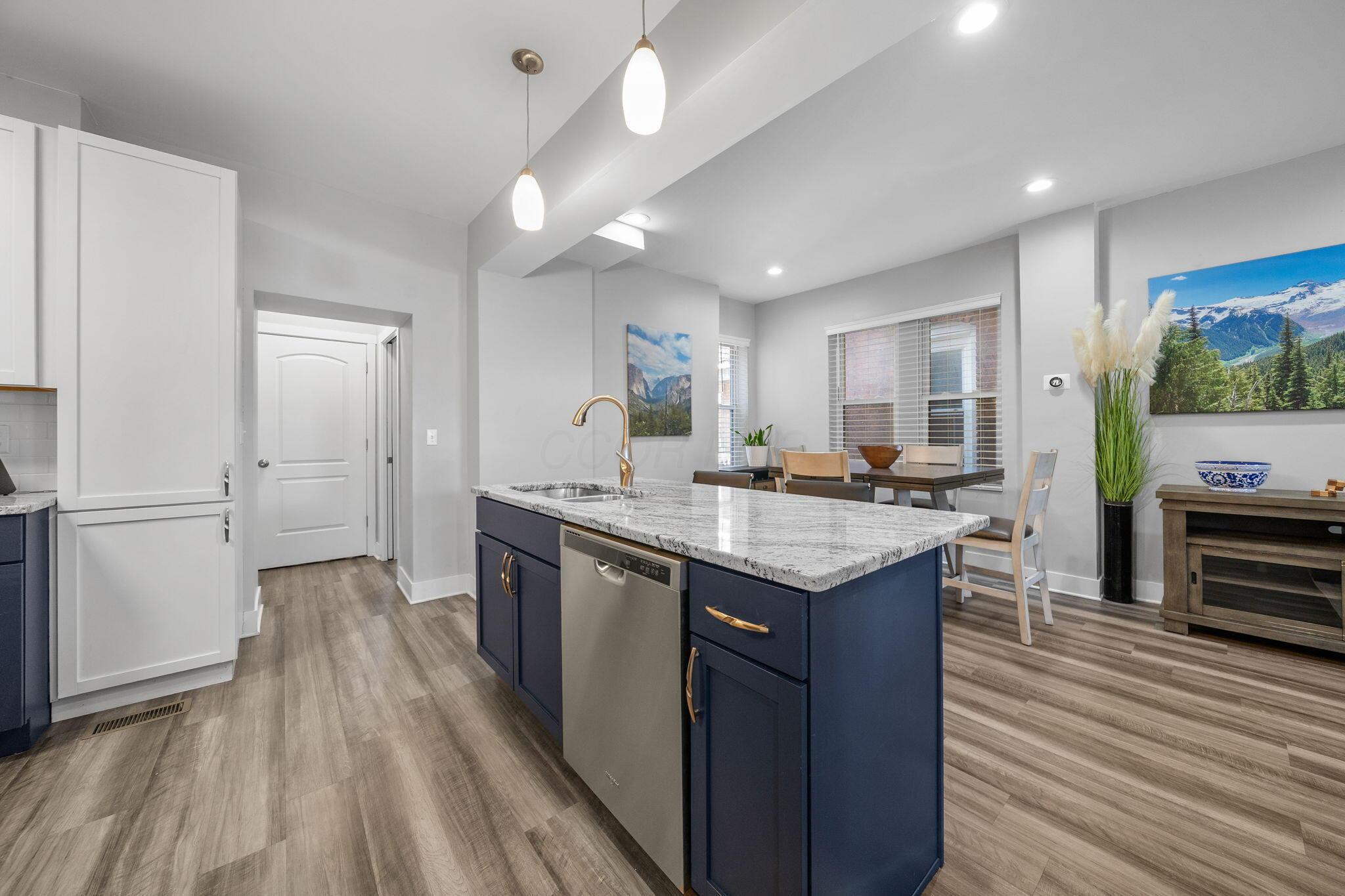 423 Saint Clair Avenue Property Photo 23