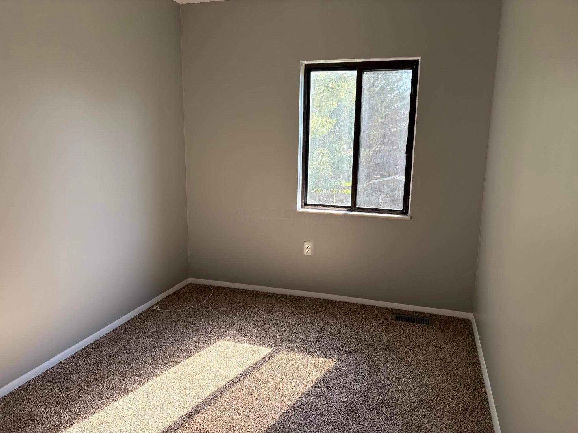 7592 Pawling Place Property Photo 12