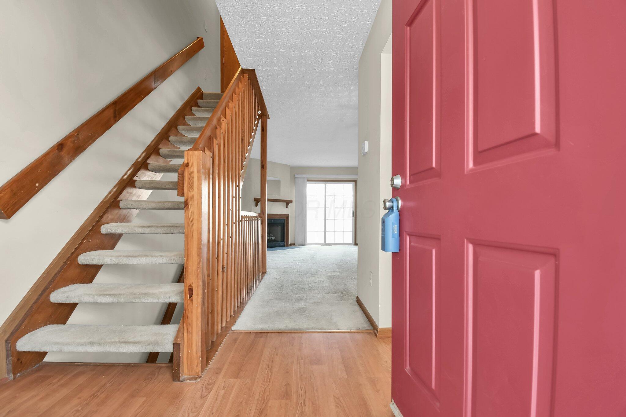 231 Macfalls Way, 86c Property Photo 4