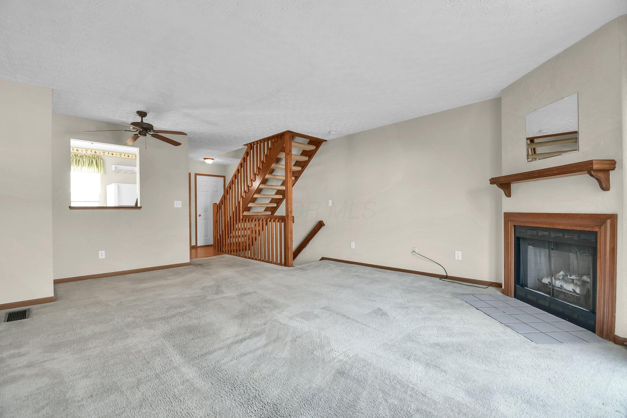 231 Macfalls Way, 86c Property Photo 9
