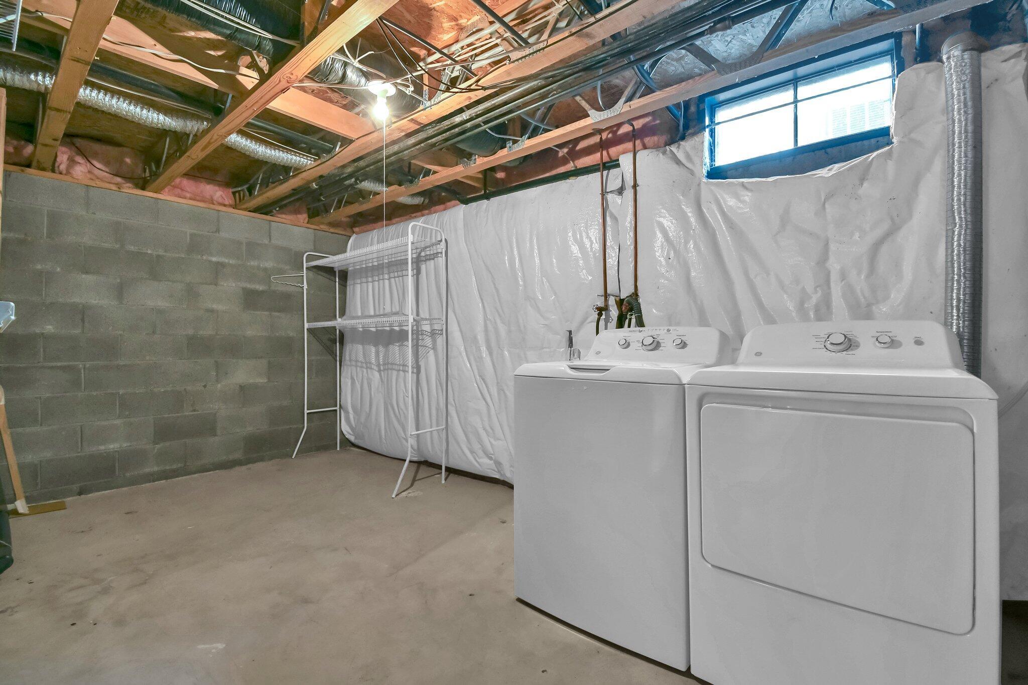 231 Macfalls Way, 86c Property Photo 18