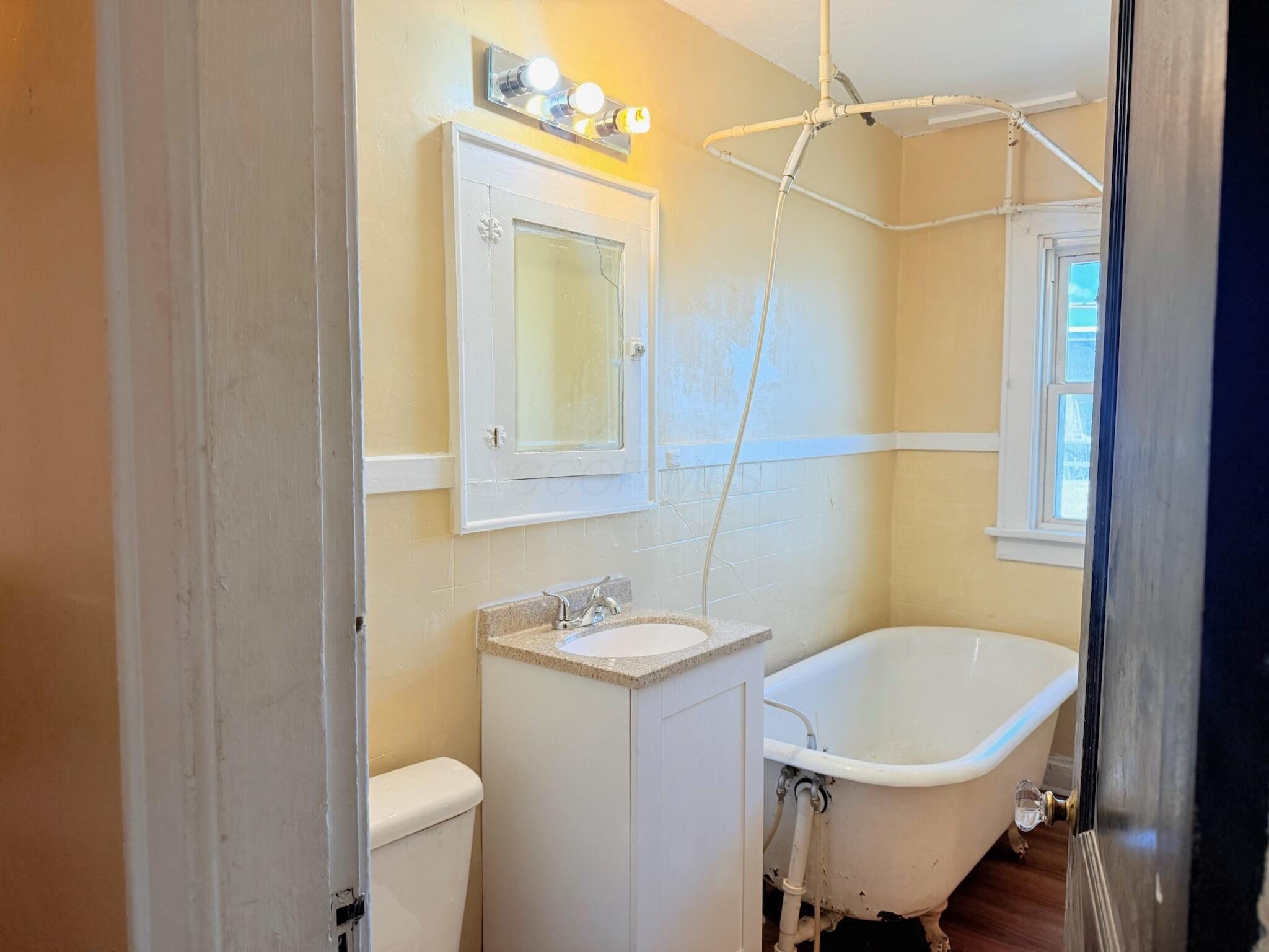 2199-2201 Cleveland Avenue, 2199 Property Photo 11