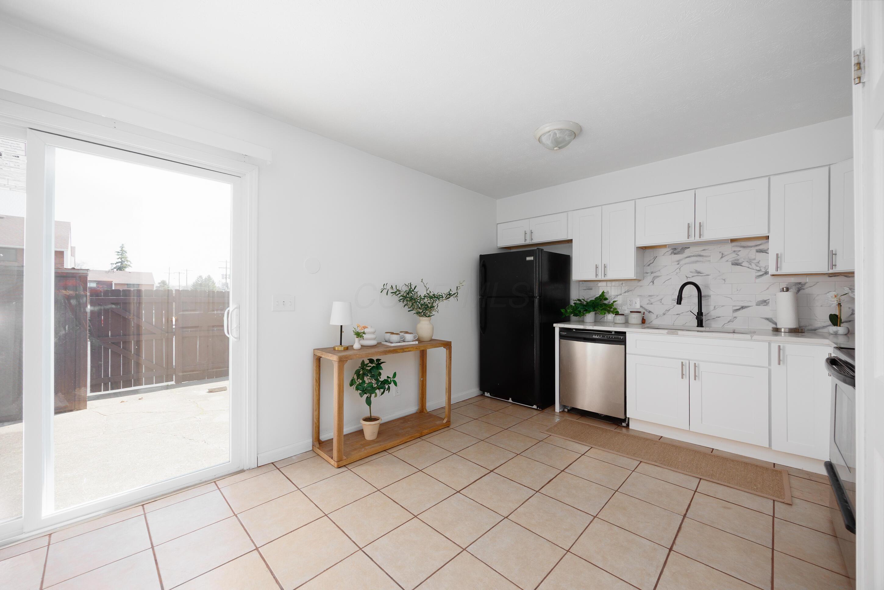 1858 Willoway Circle S Property Photo 15