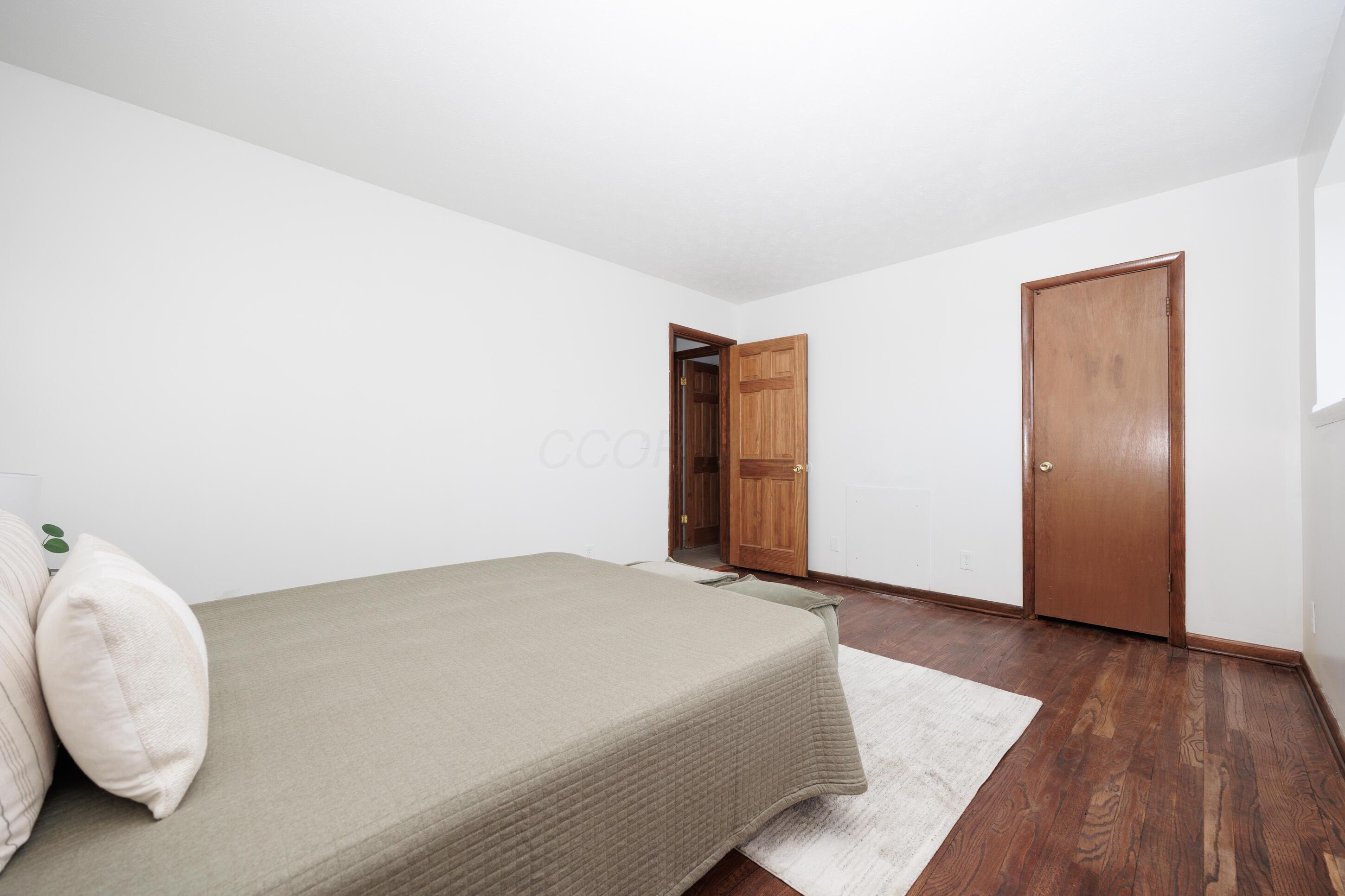 1858 Willoway Circle S Property Photo 21