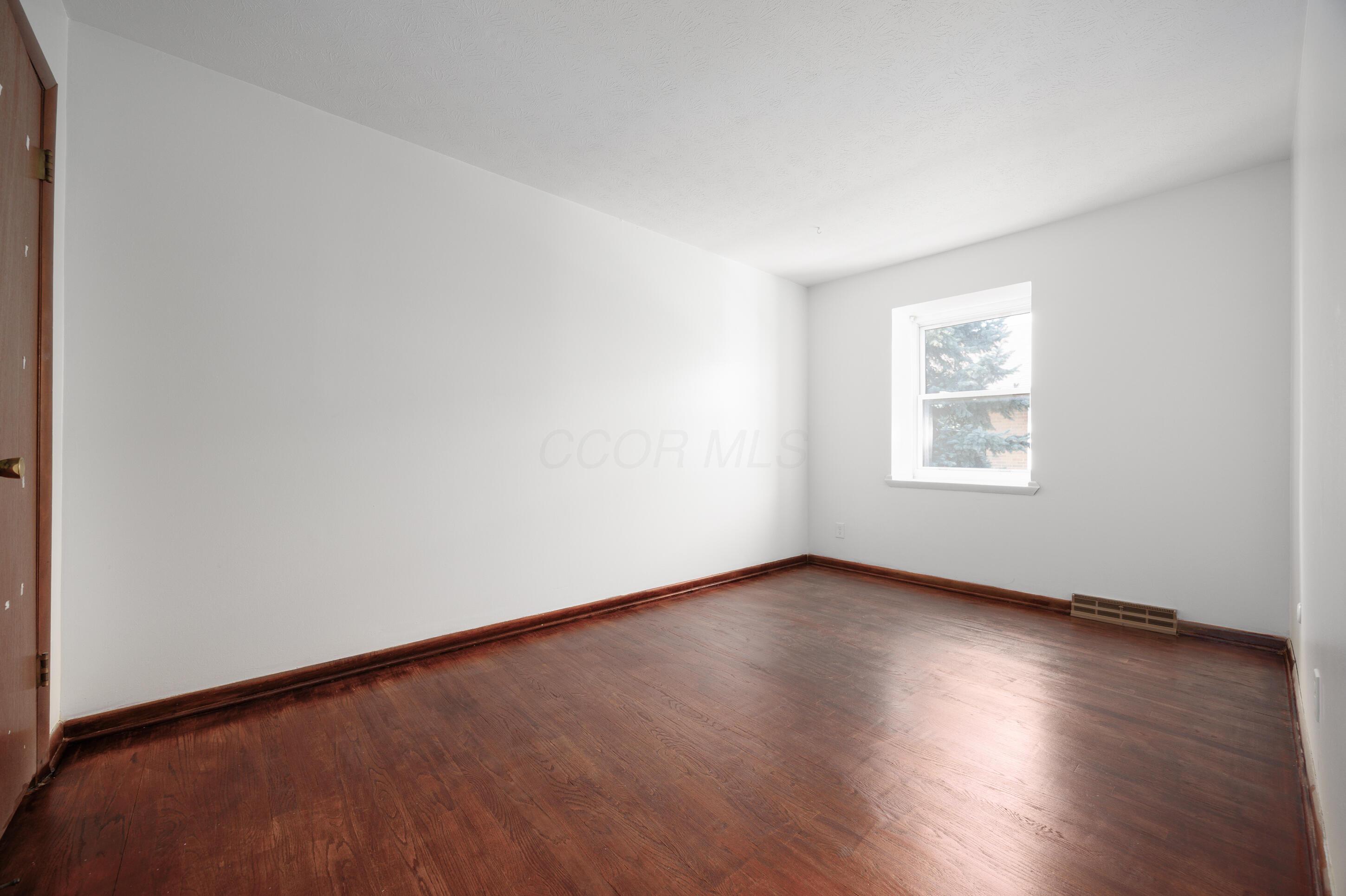 1858 Willoway Circle S Property Photo 25