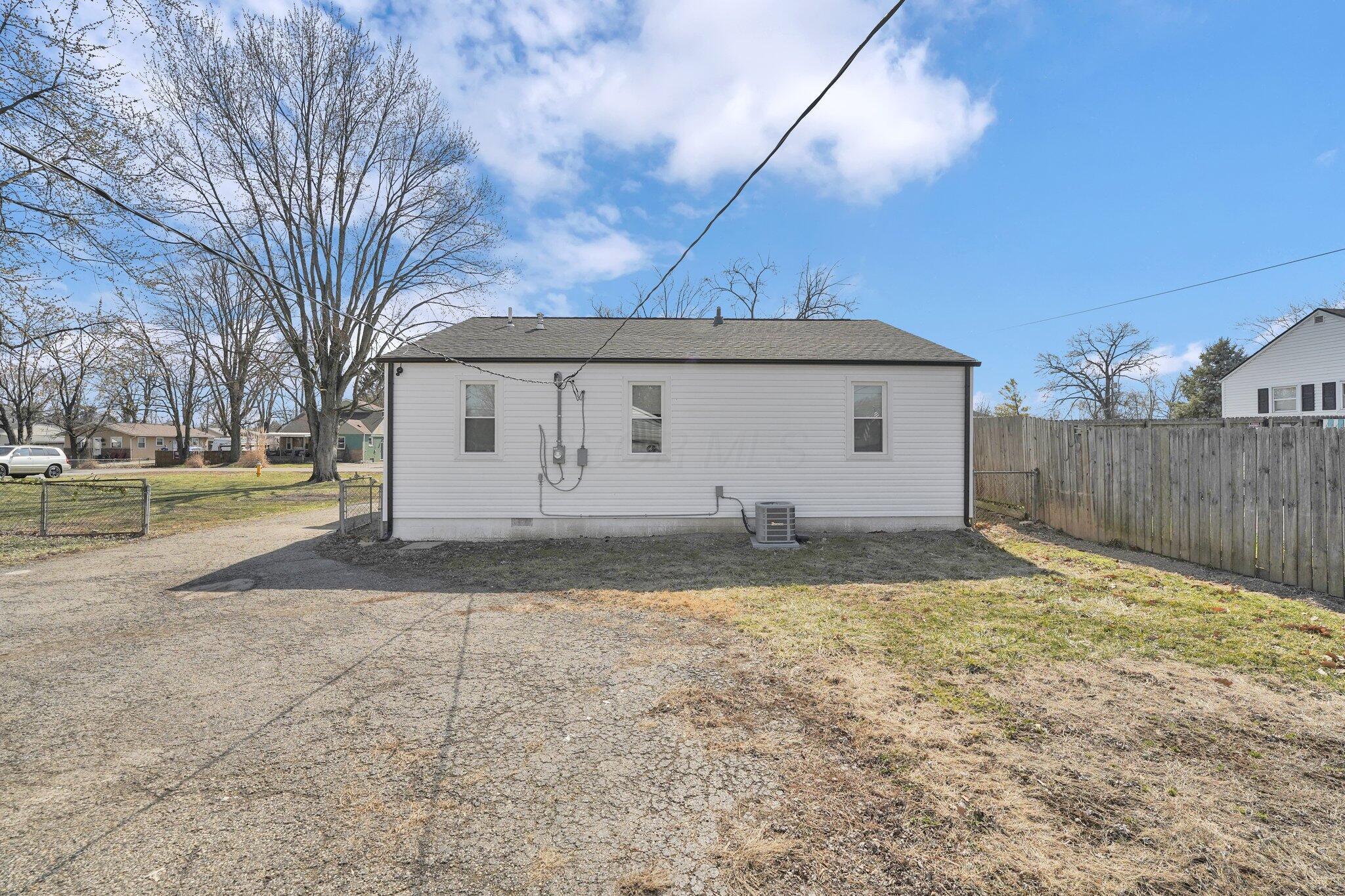 1670 Linnet Avenue Property Photo 22