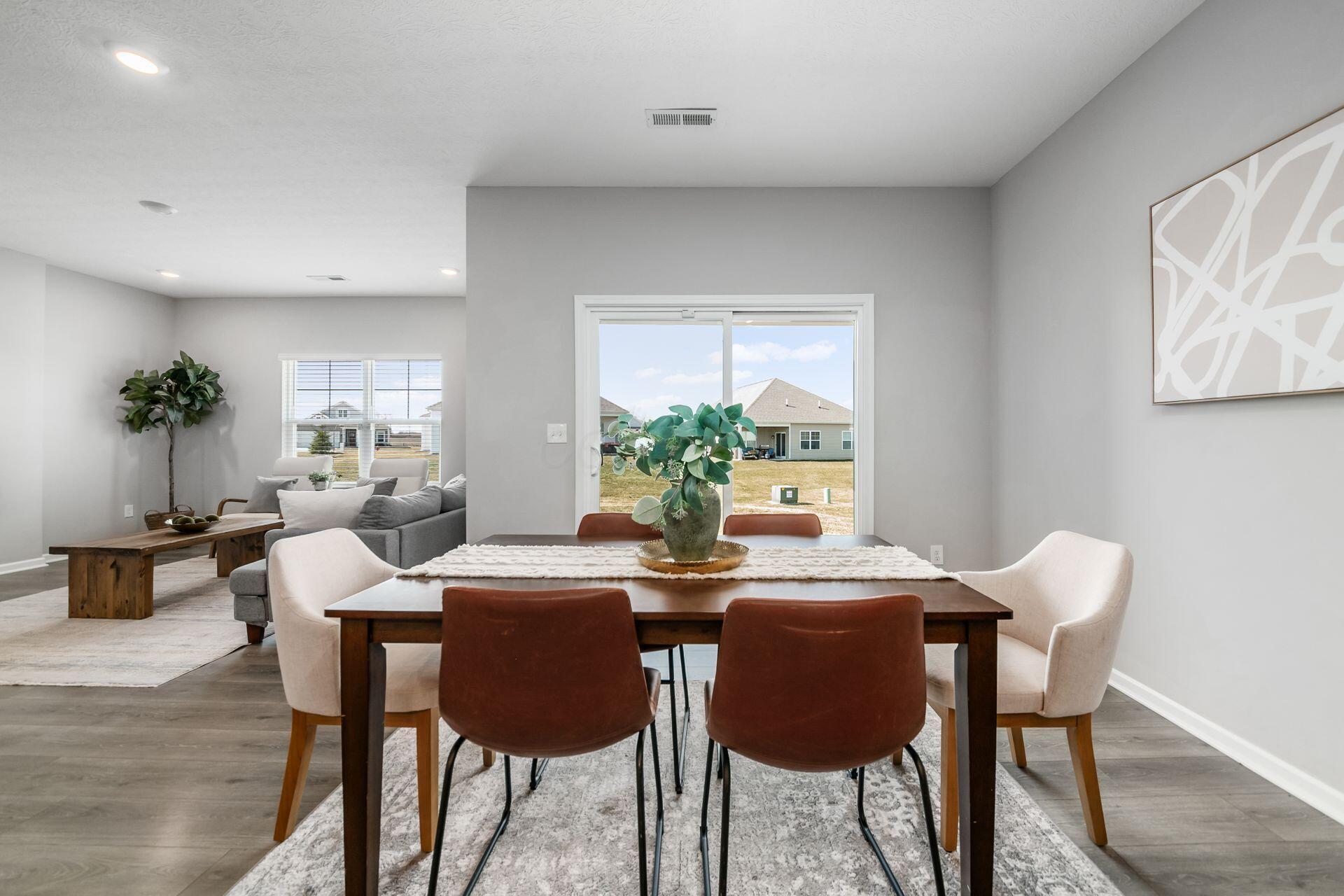 261 Mannaseh Drive W Property Photo 13