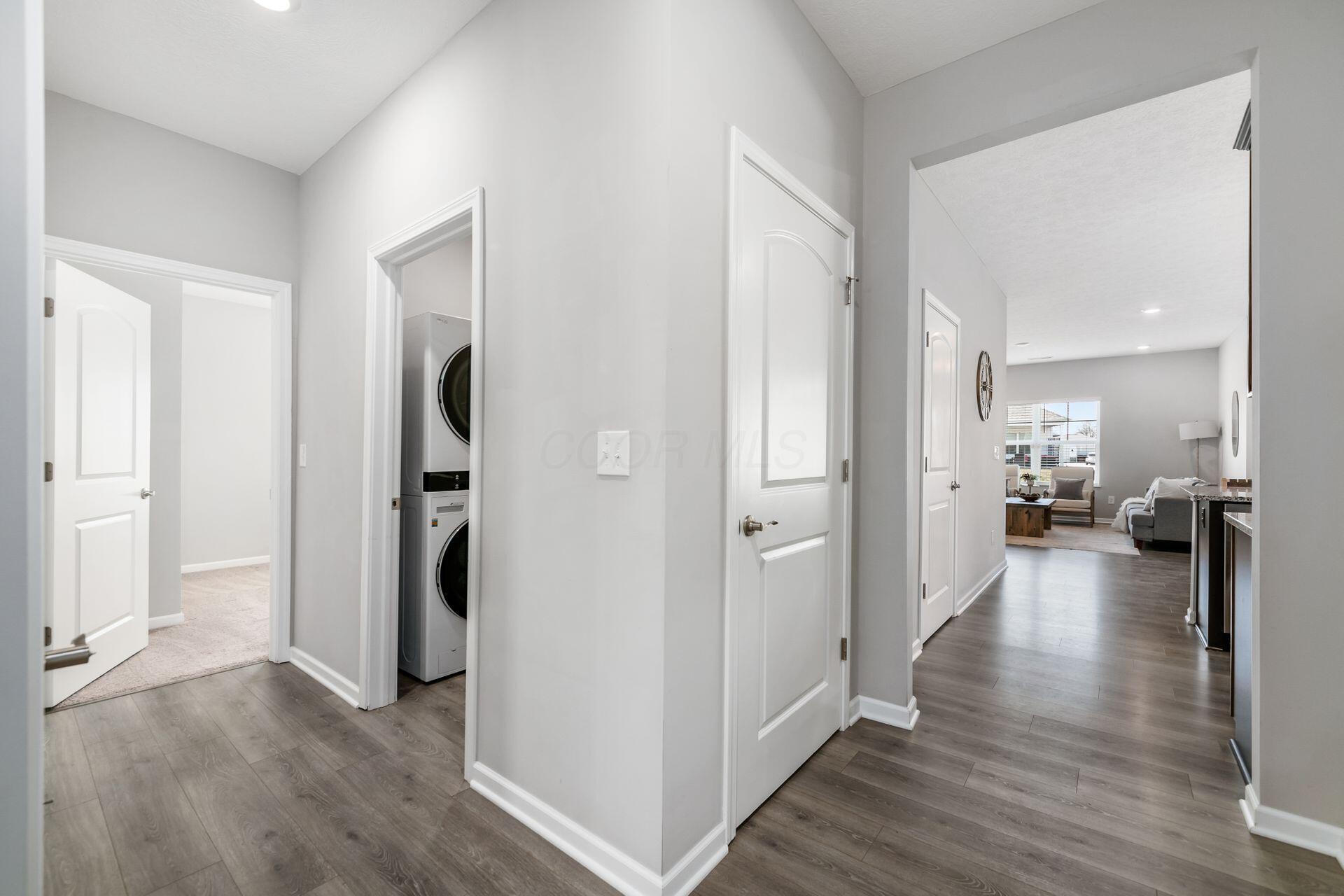 261 Mannaseh Drive W Property Photo 21