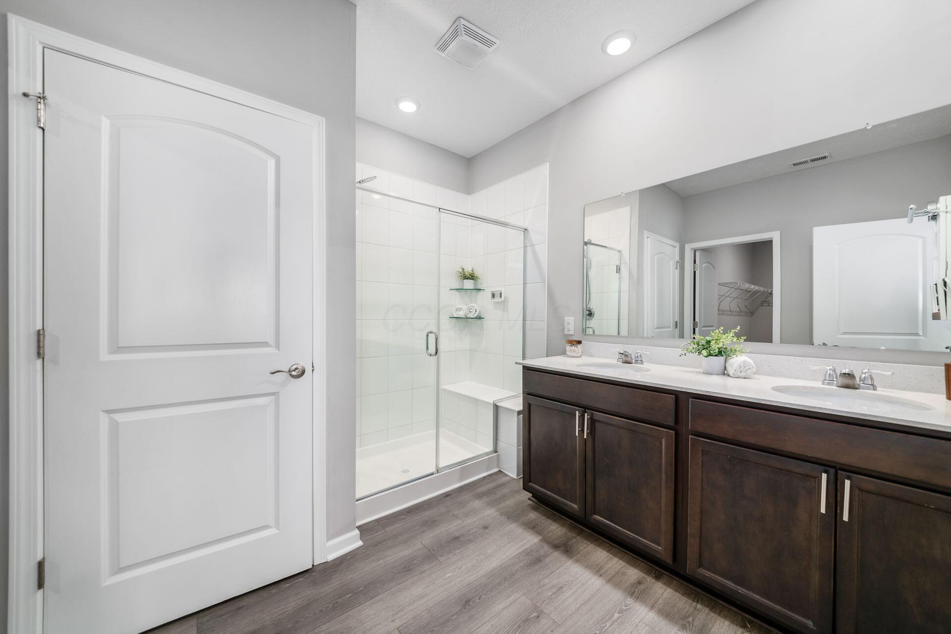 261 Mannaseh Drive W Property Photo 24