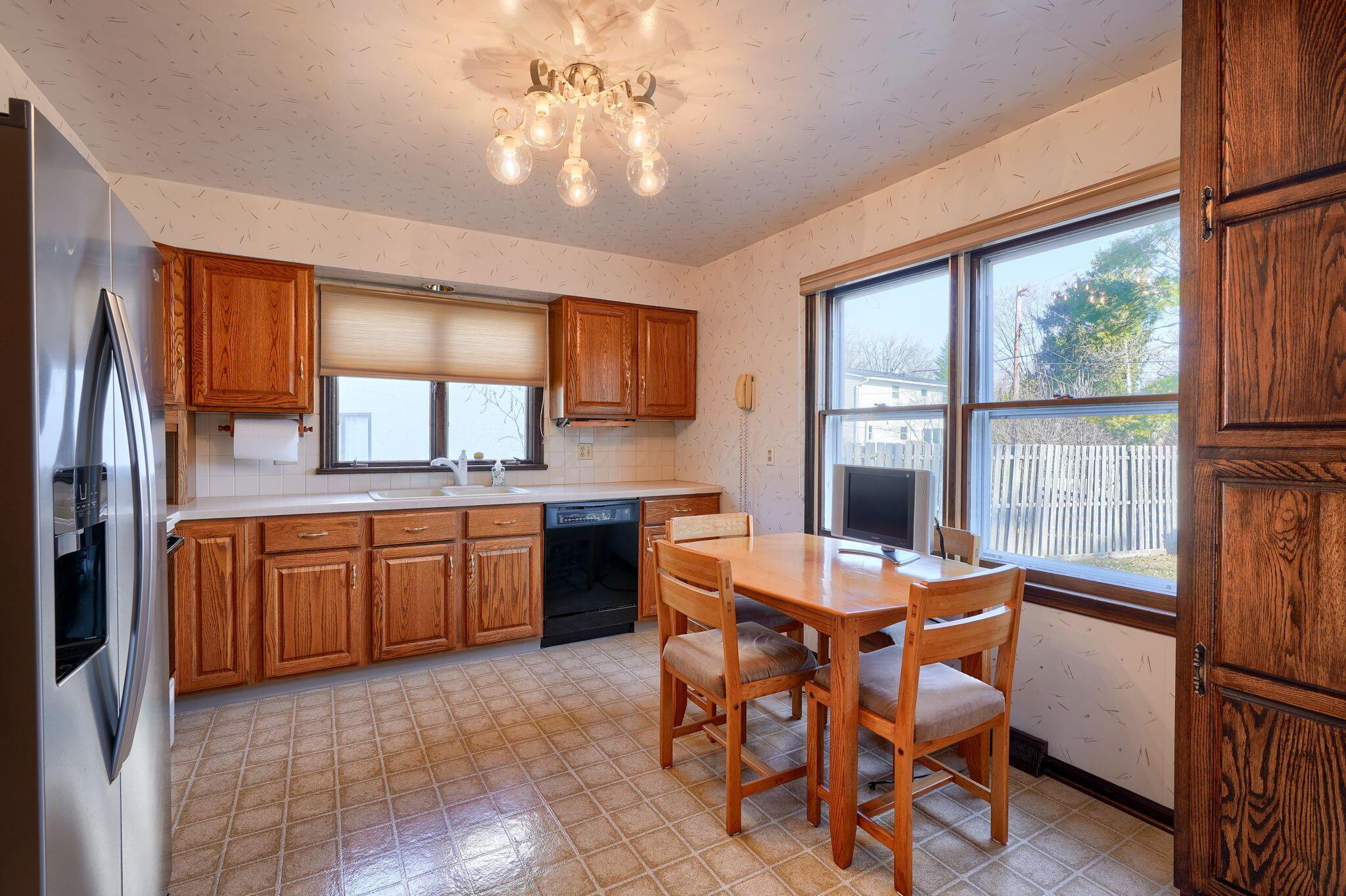 540 Longfellow Avenue Property Photo 19