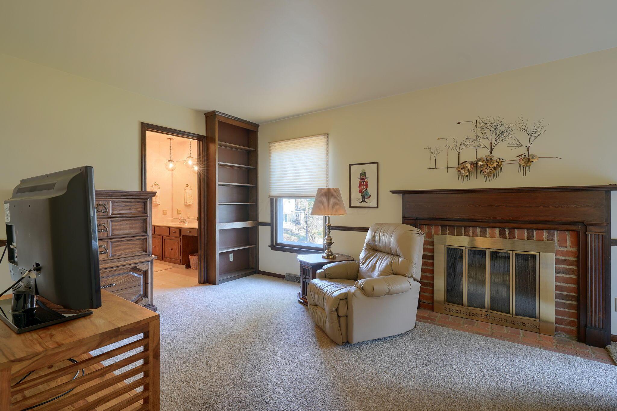 540 Longfellow Avenue Property Photo 25