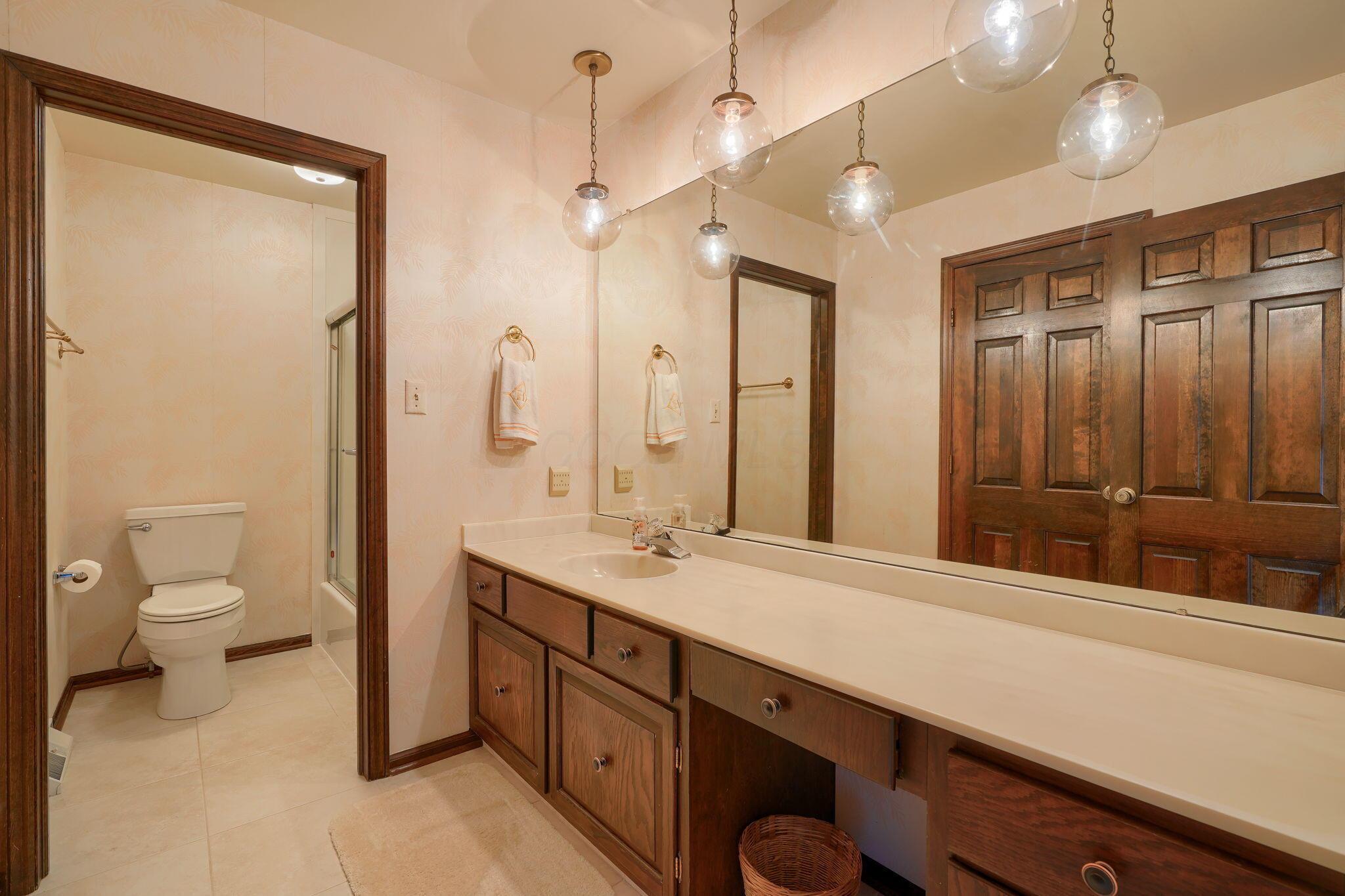 540 Longfellow Avenue Property Photo 28