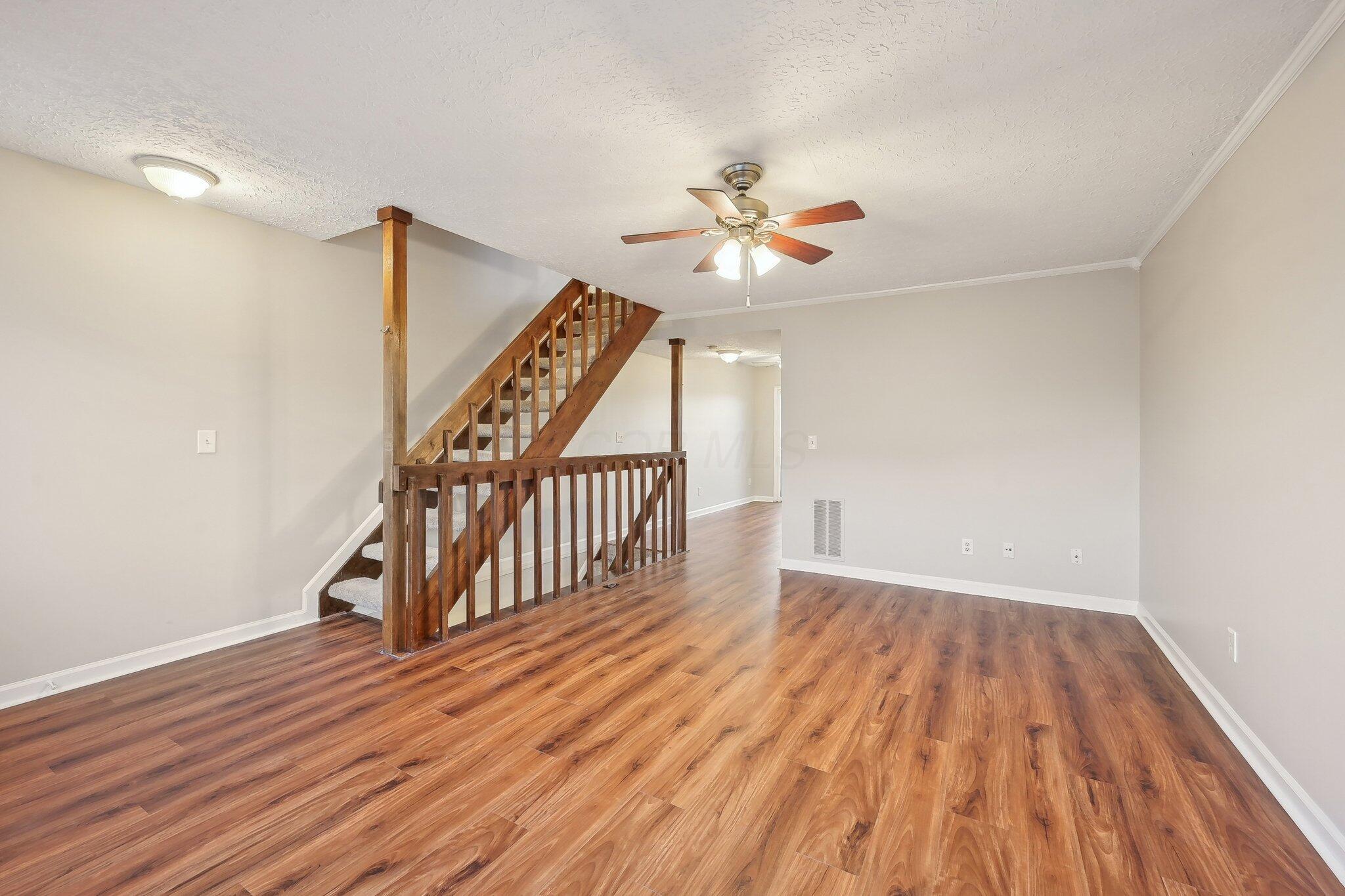 1013 Philadelphia Drive, 11e Property Photo 4