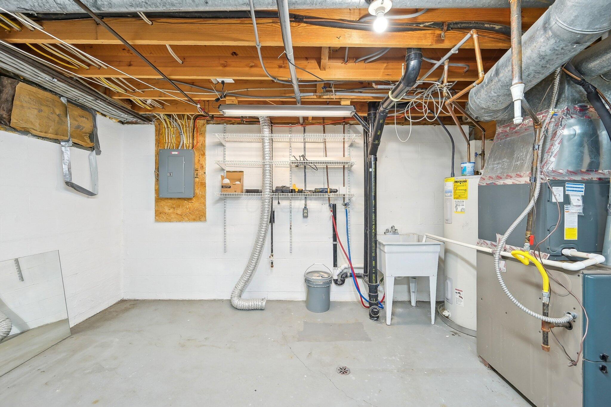1013 Philadelphia Drive, 11e Property Photo 24