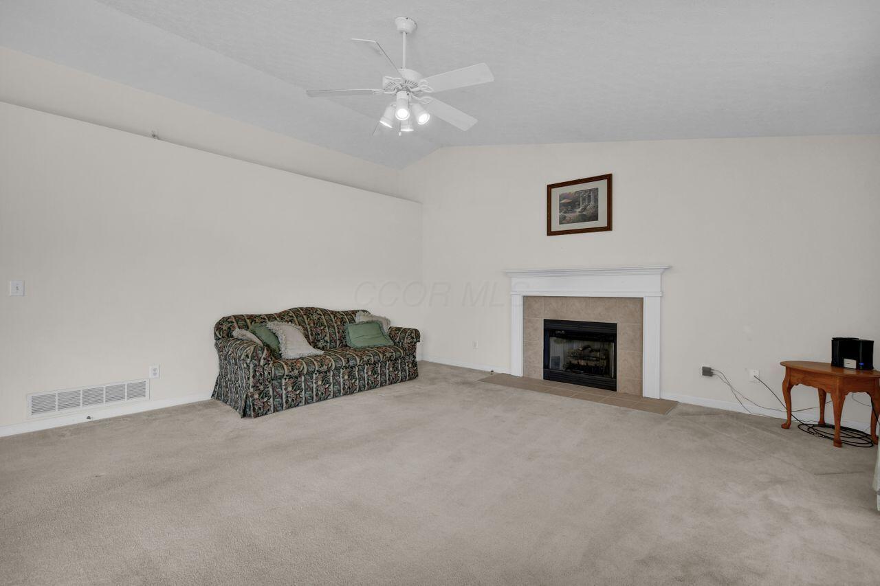 66 Belz Warner Boulevard Property Photo 27