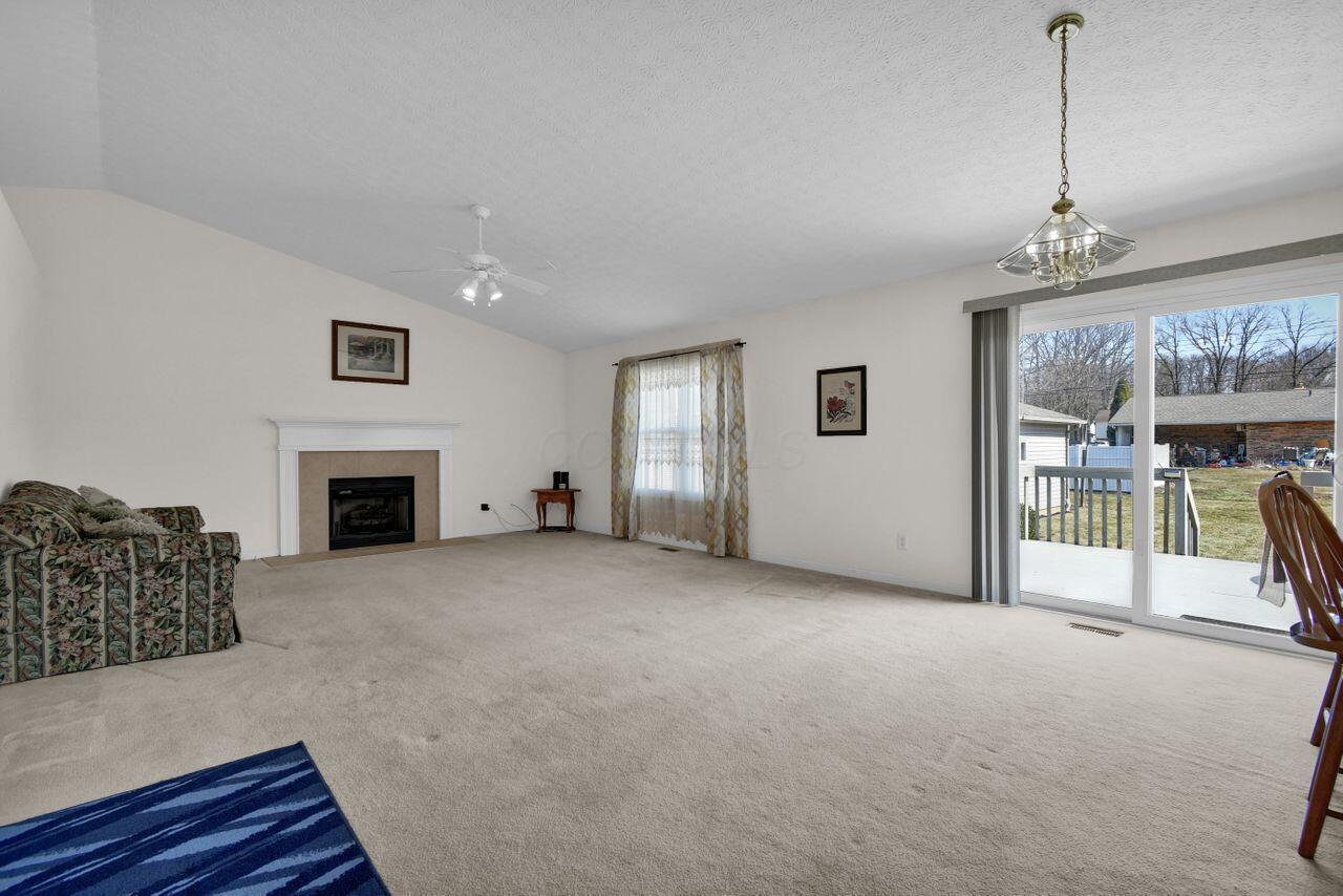 66 Belz Warner Boulevard Property Photo 28