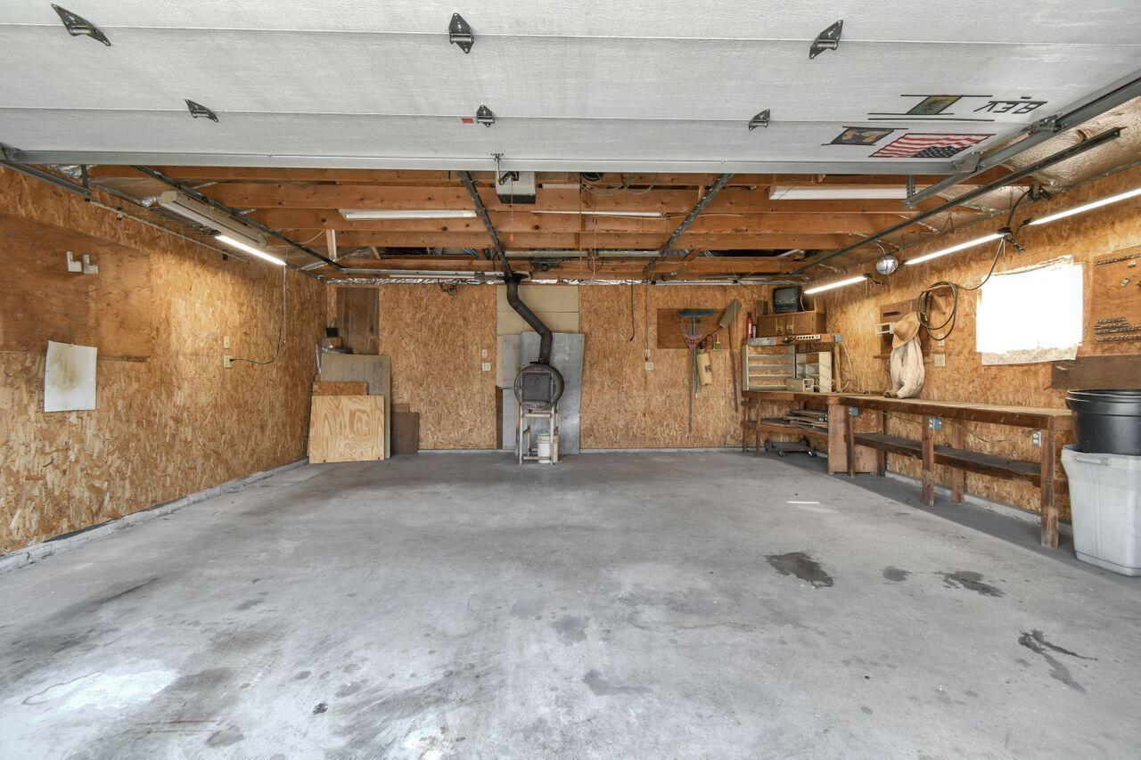 66 Belz Warner Boulevard Property Photo 38