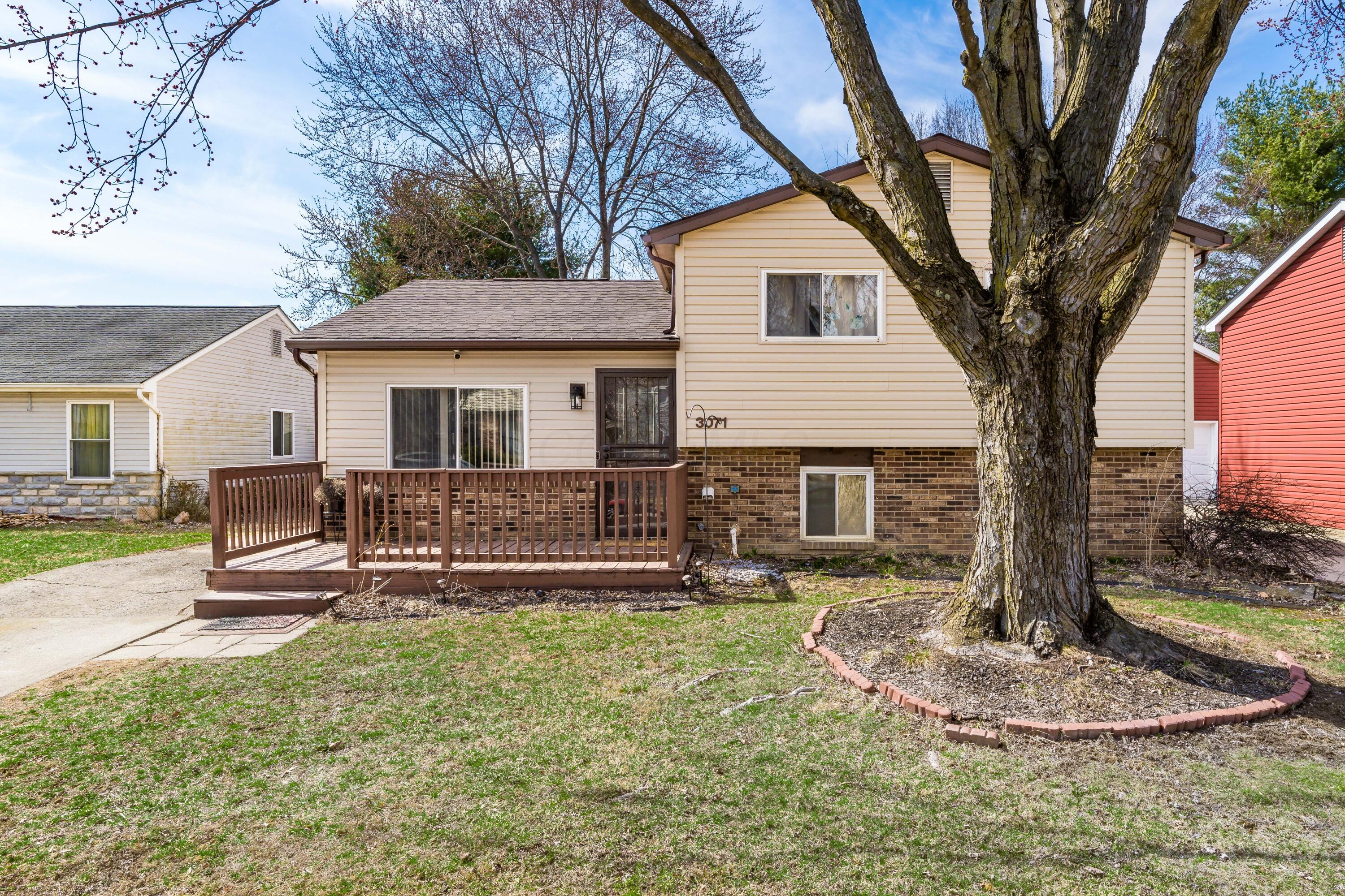 3071 Quinby Drive Property Photo 1