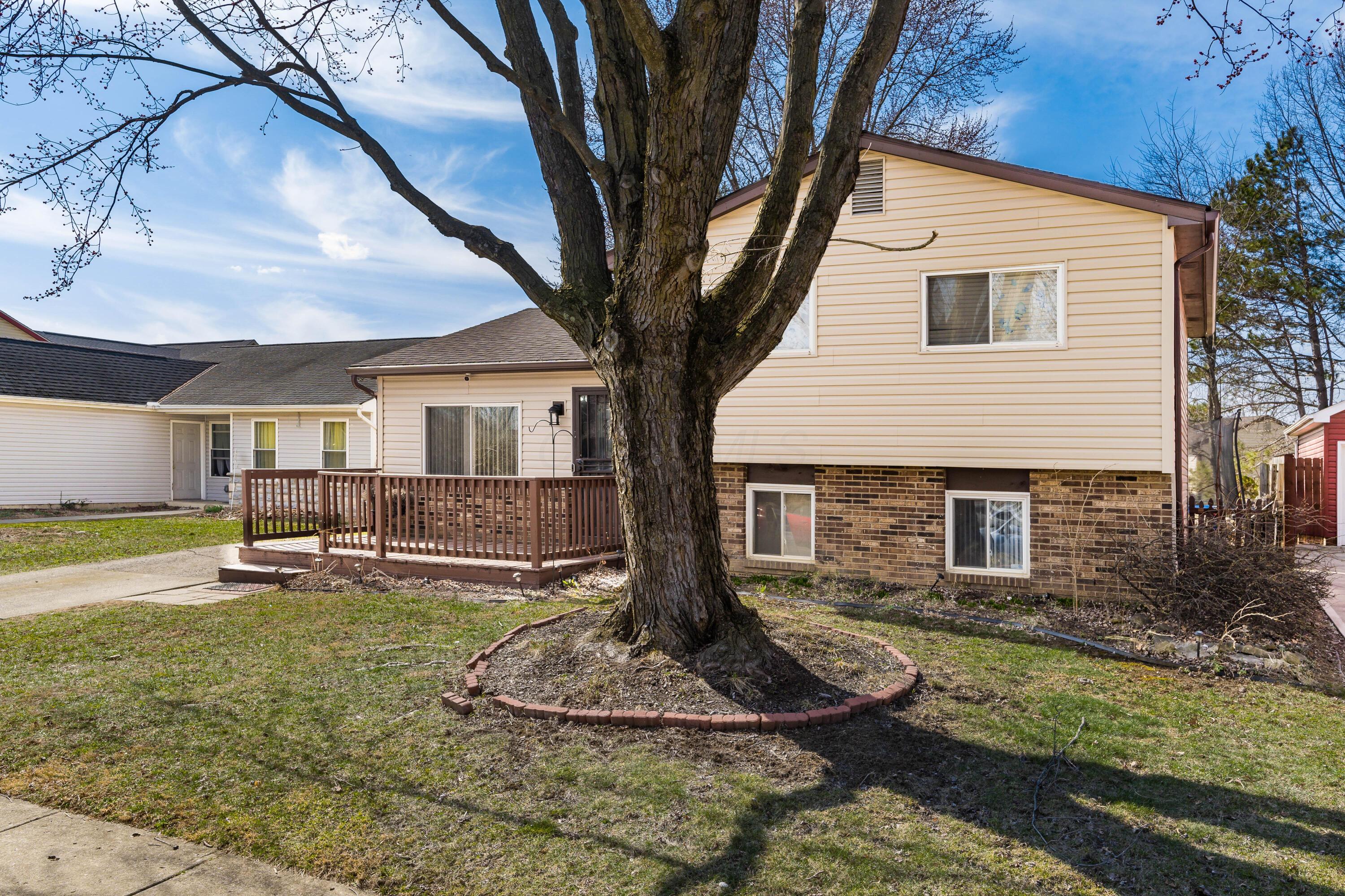 3071 Quinby Drive Property Photo 4
