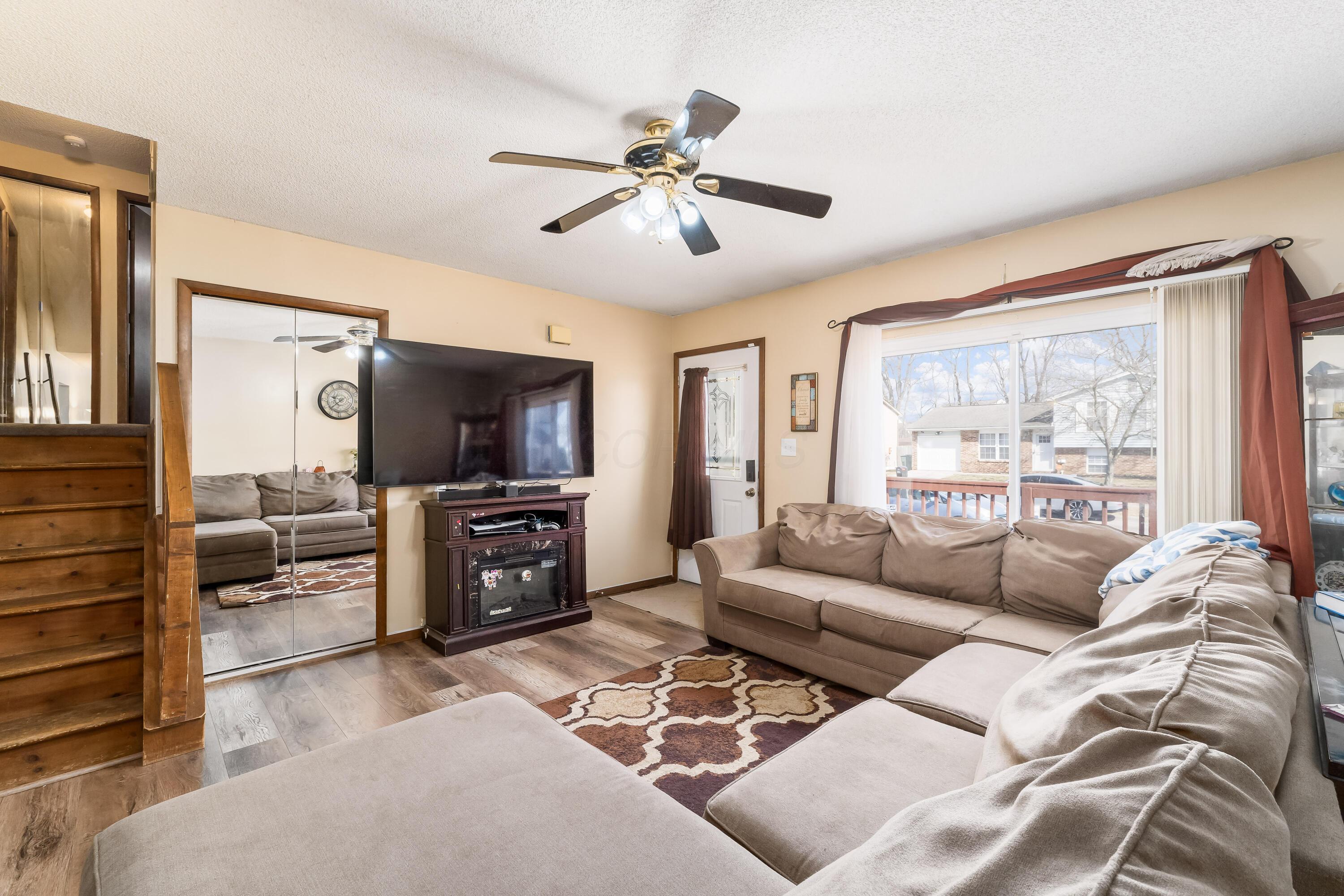 3071 Quinby Drive Property Photo 7