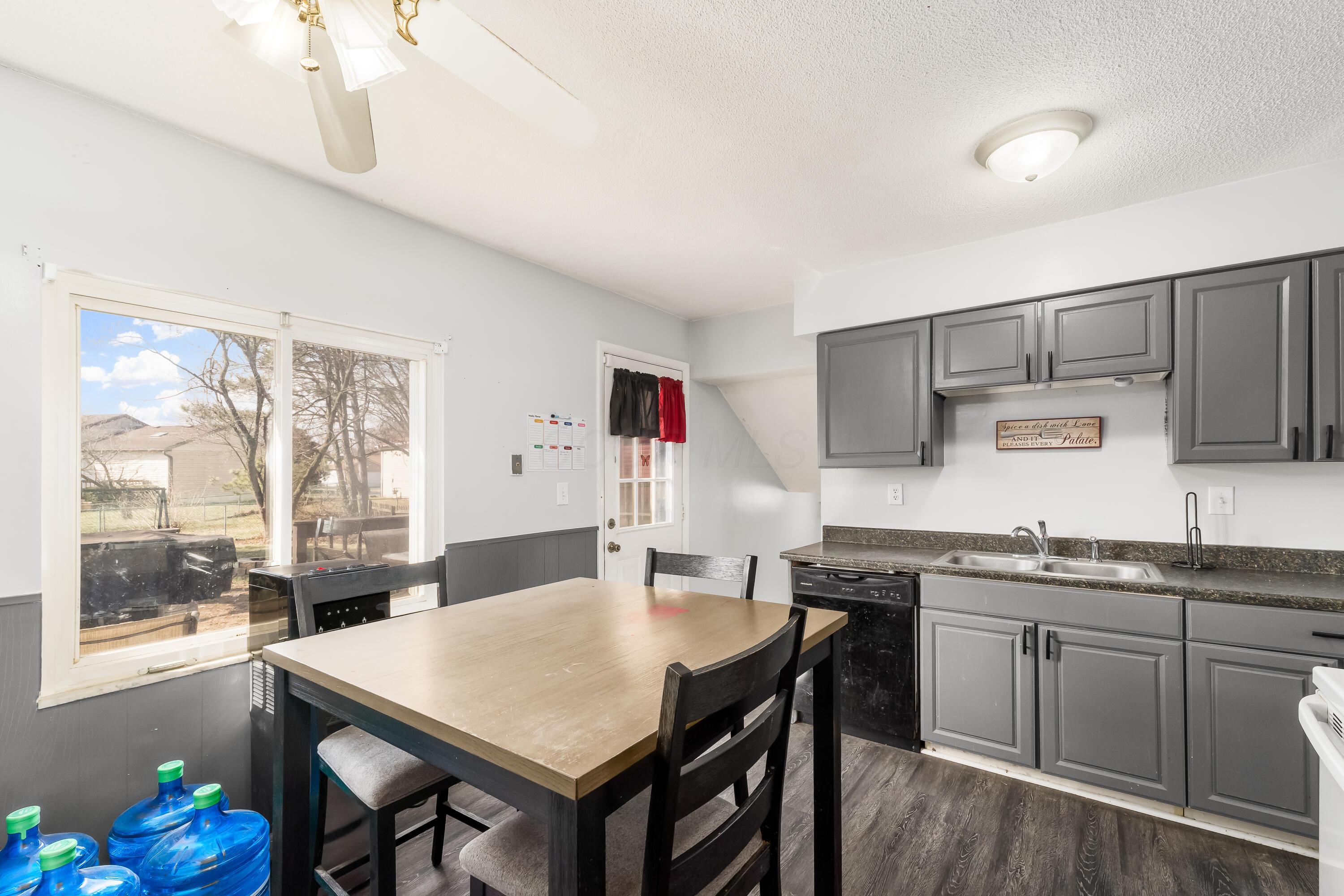 3071 Quinby Drive Property Photo 12
