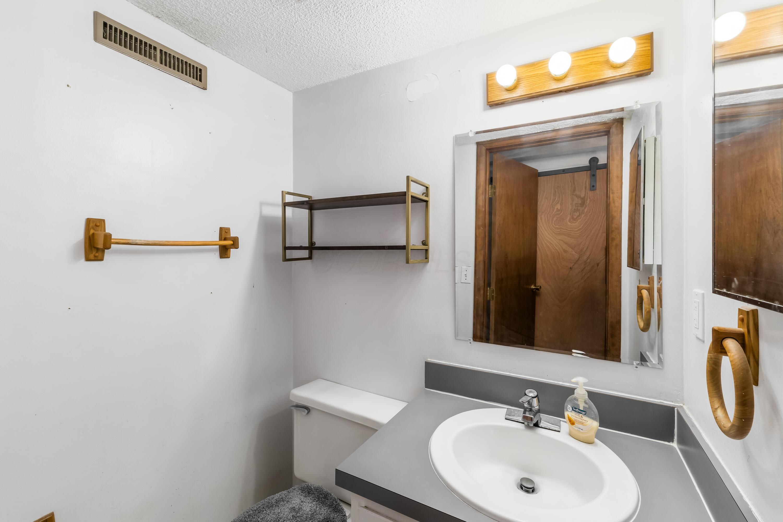 3071 Quinby Drive Property Photo 14
