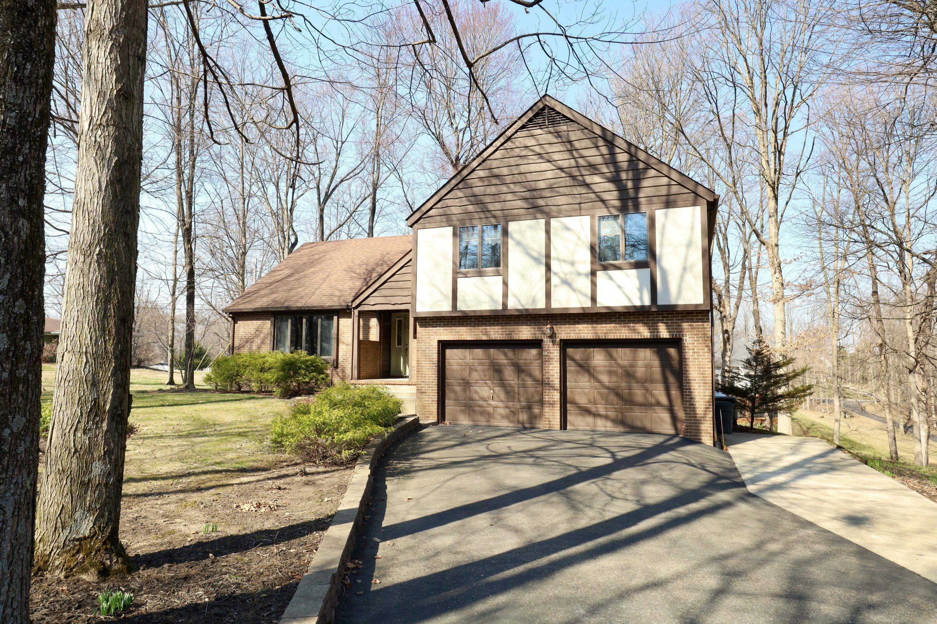 1140 Maple Lane Ne Property Photo 1