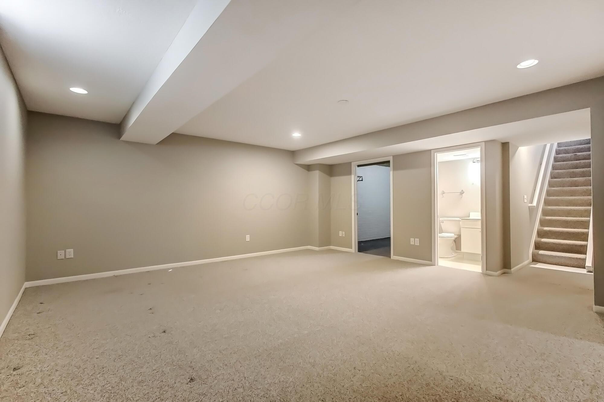 317 Wyndham Park S Property Photo 22