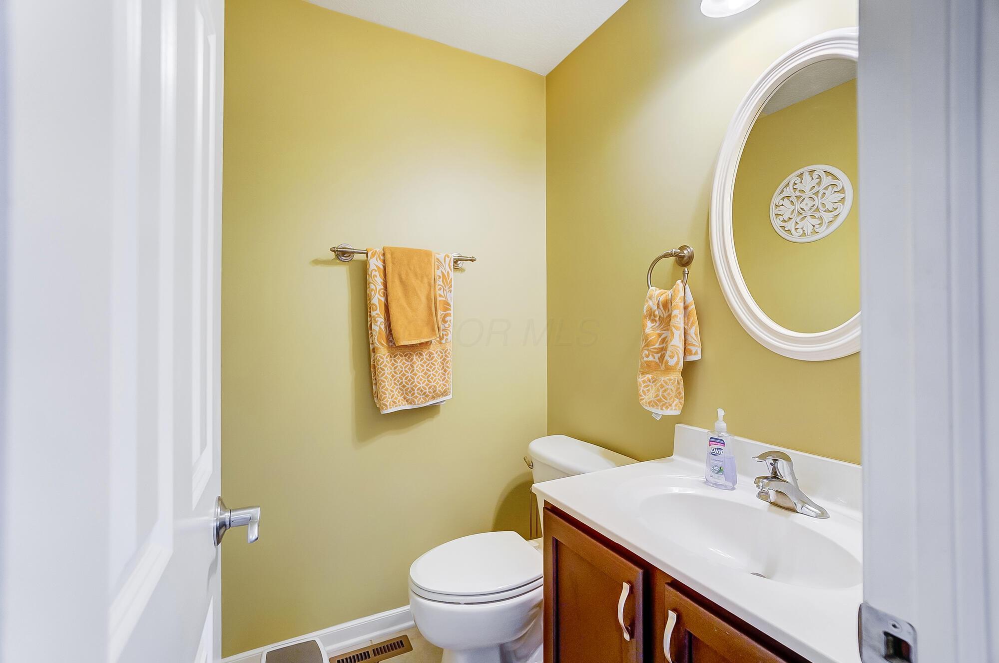 370 Linden Circle Property Photo 32