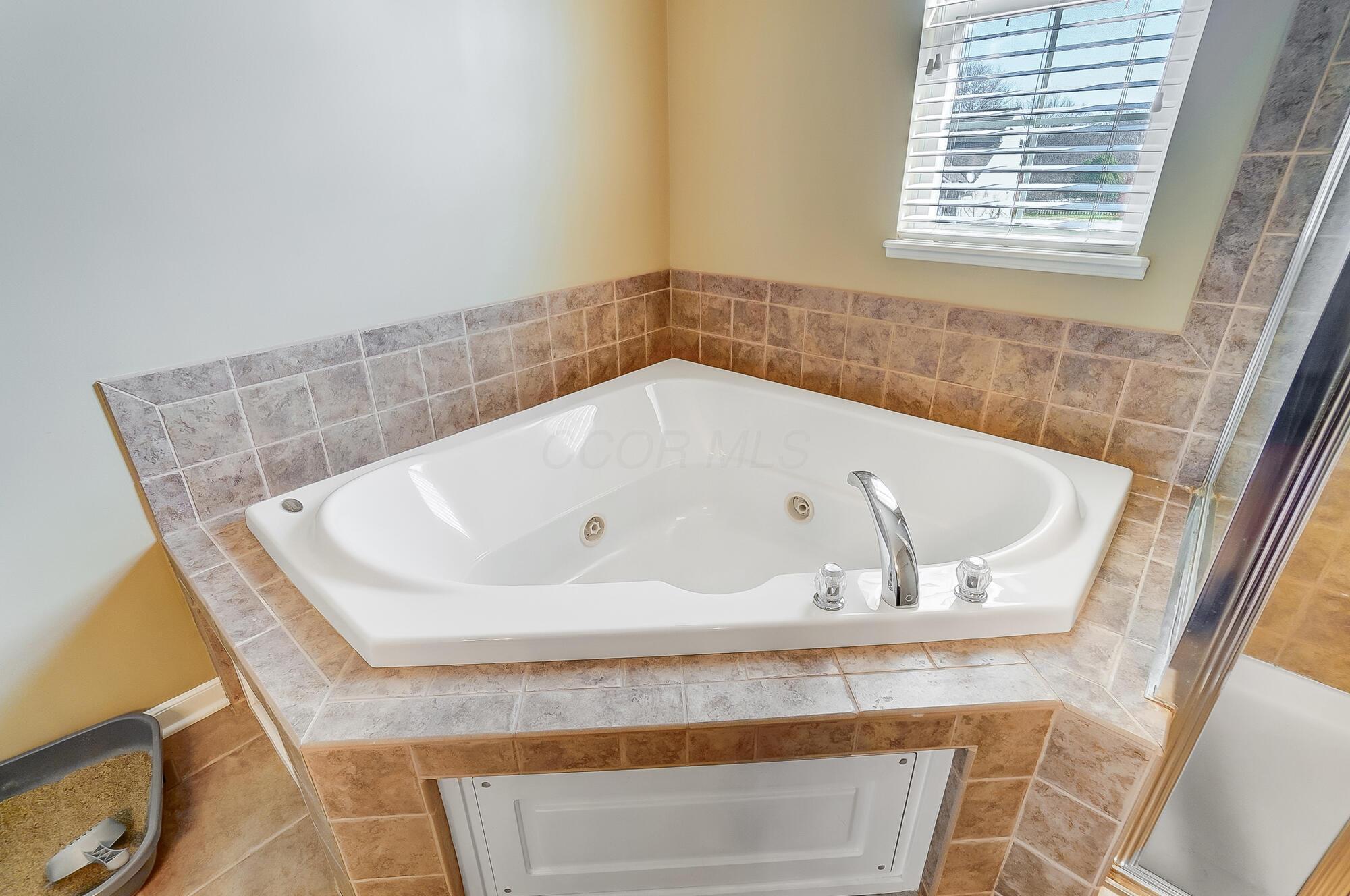 370 Linden Circle Property Photo 44