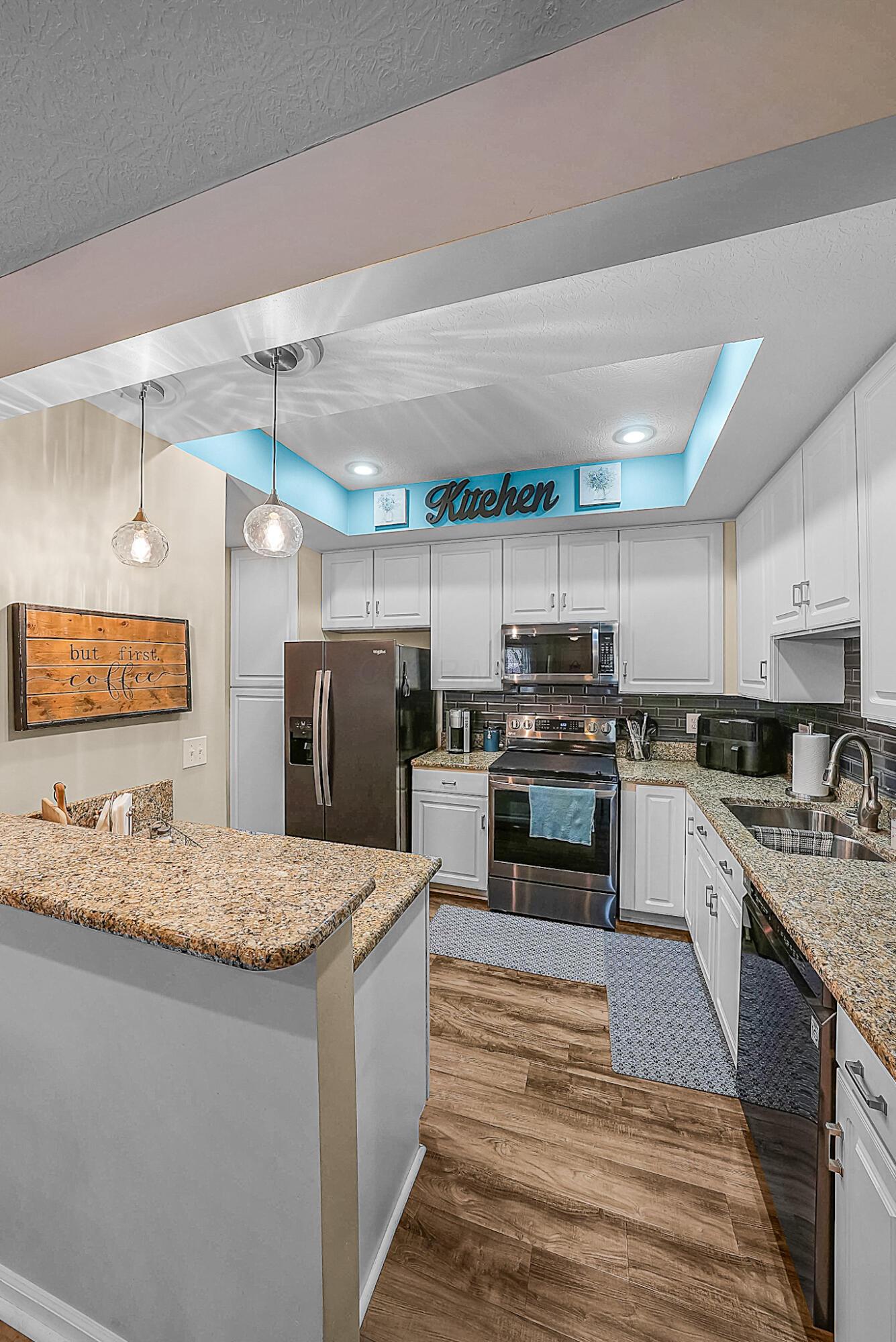 2274 Cove Landing Property Photo 8