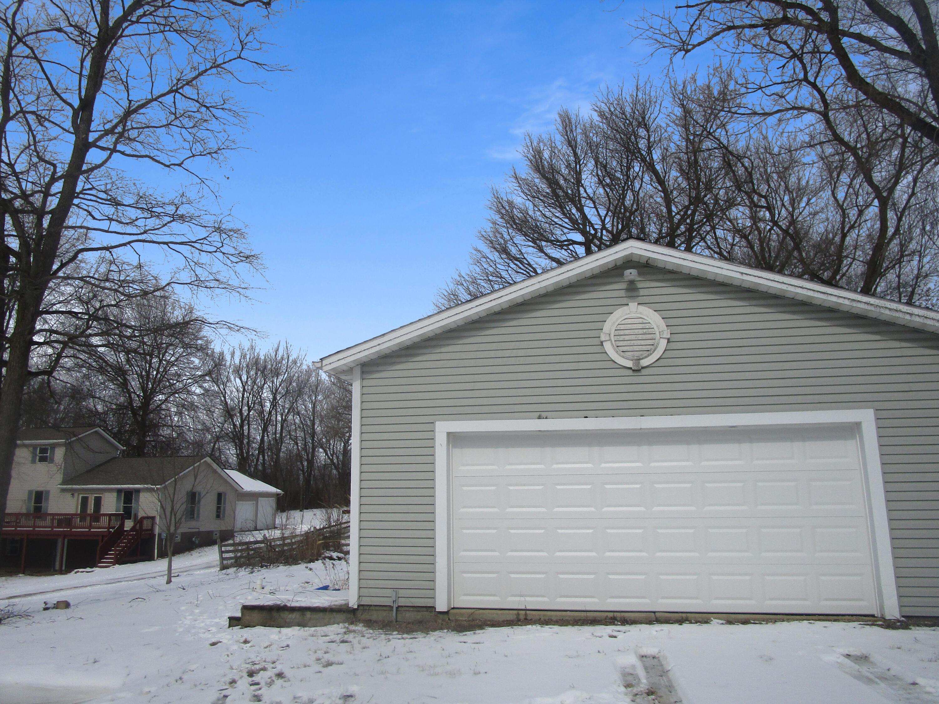 1491 Eastern Road Property Photo 5