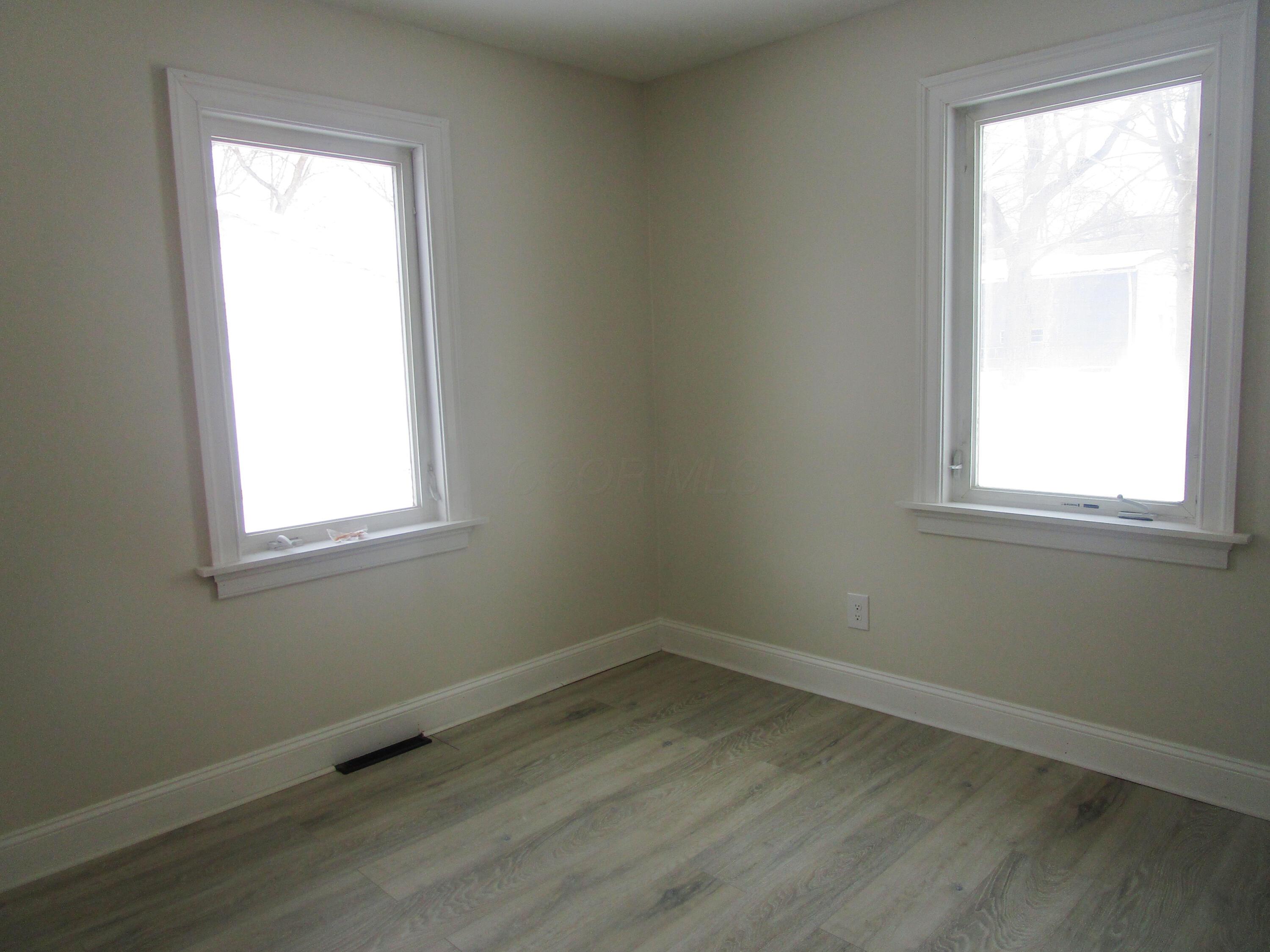 1491 Eastern Road Property Photo 18